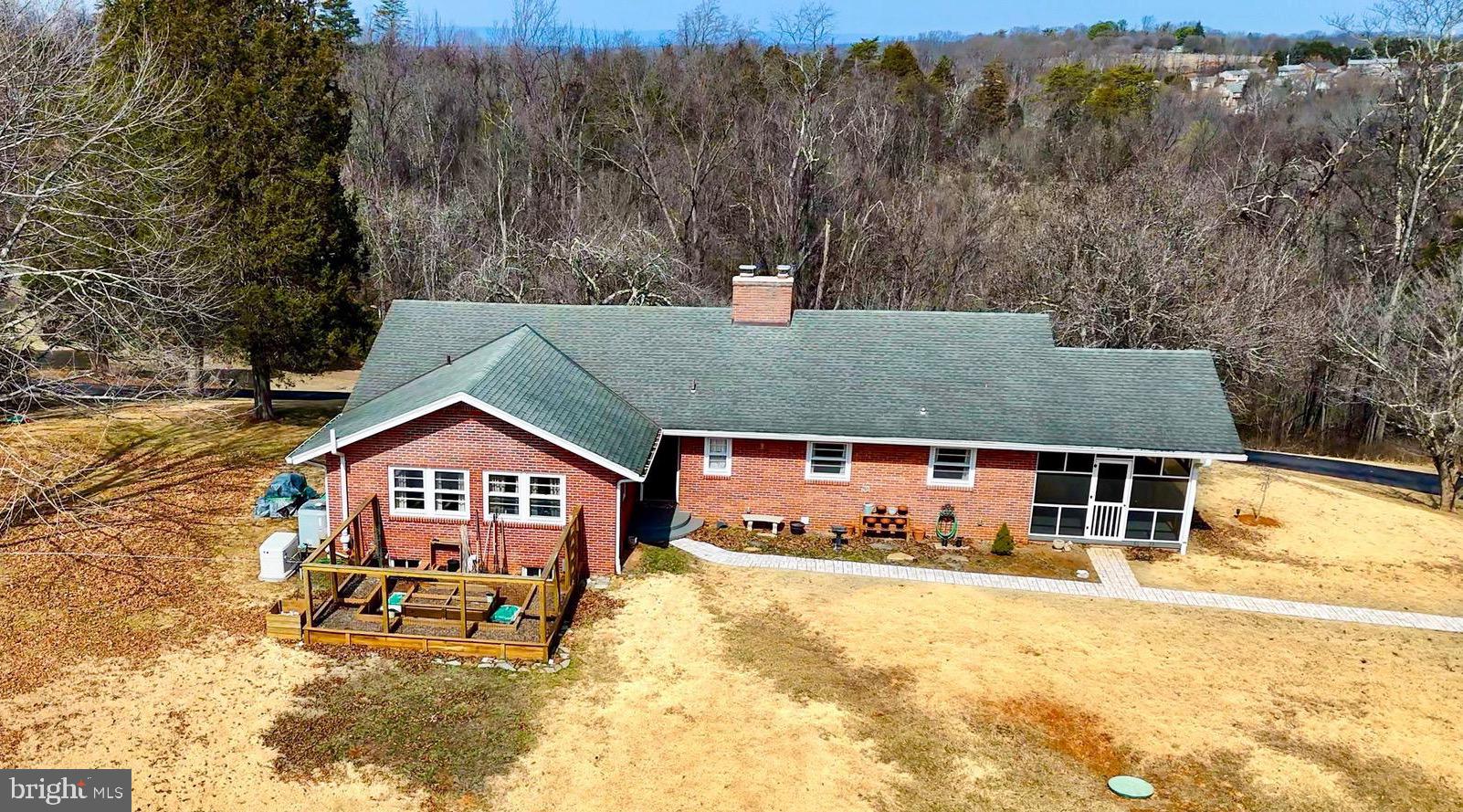 196 OLD BROWNTOWN ROAD