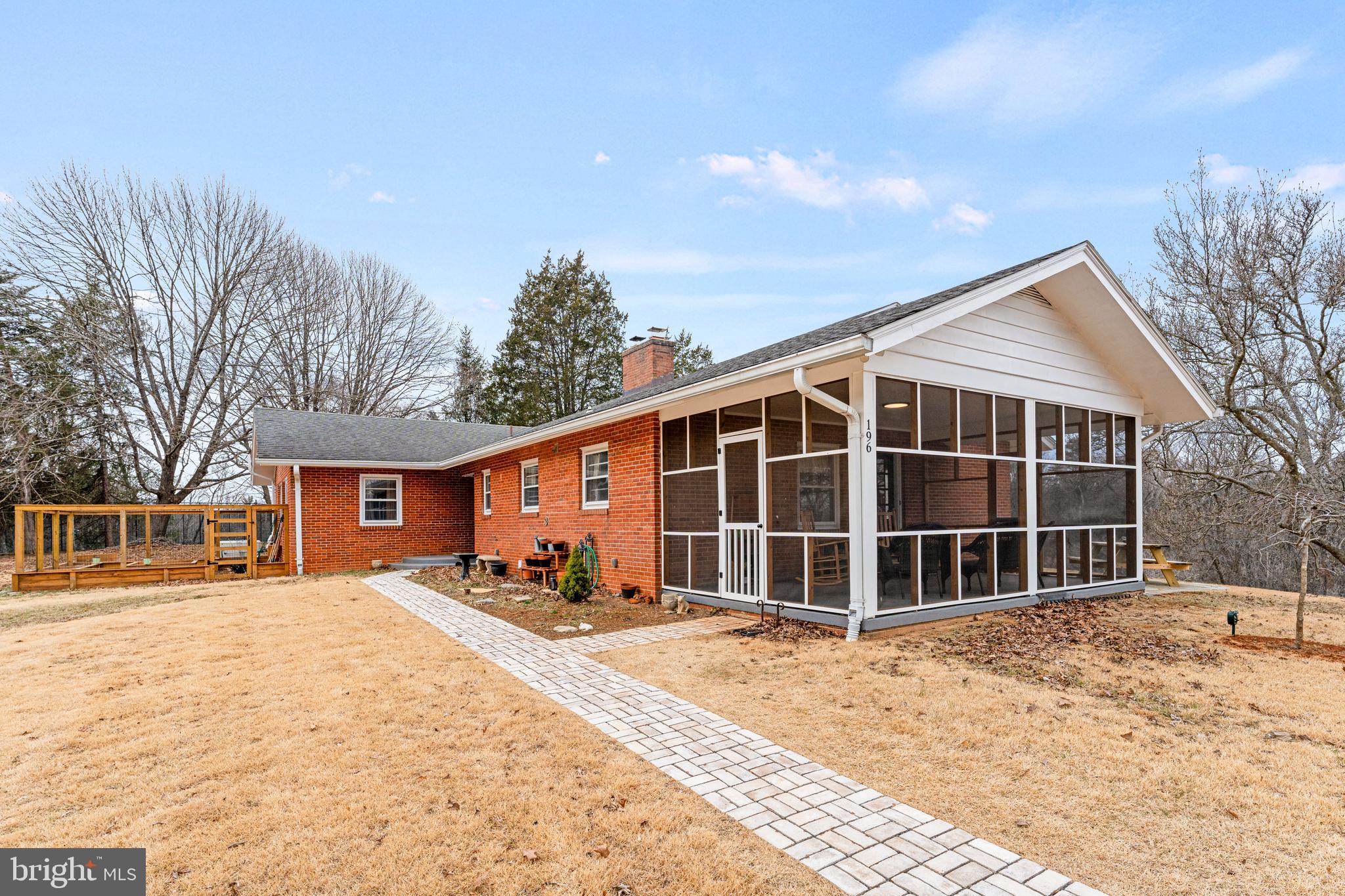 BELMONT - Residential