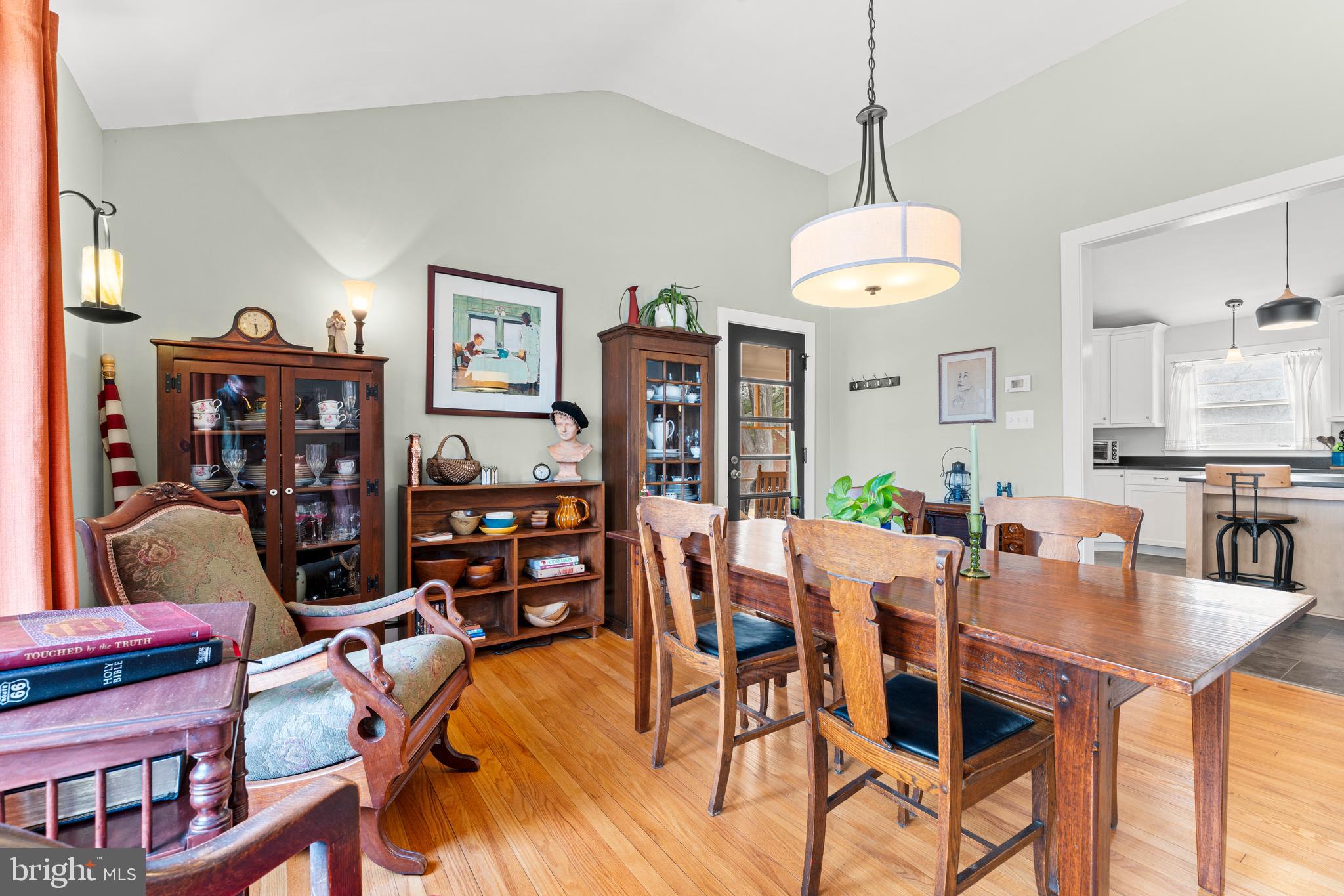 BELMONT - Residential