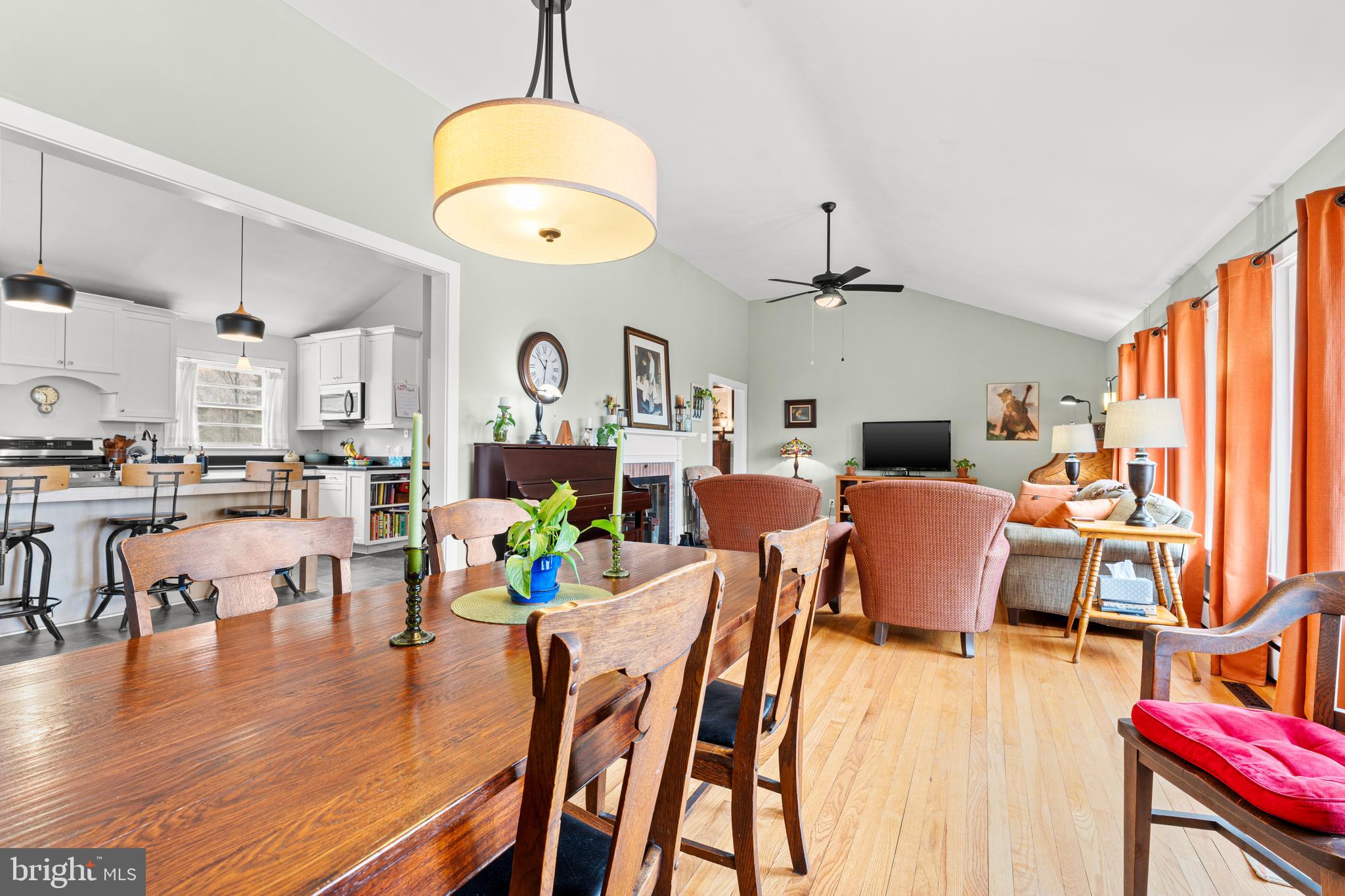 BELMONT - Residential