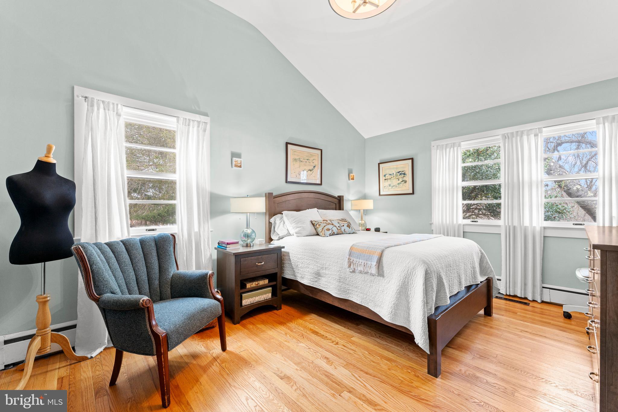 BELMONT - Residential