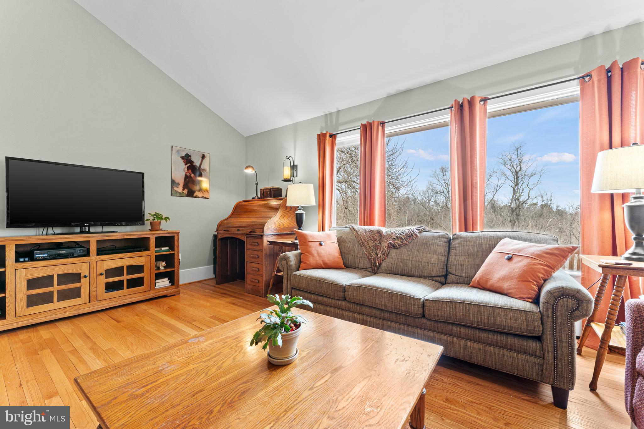 BELMONT - Residential