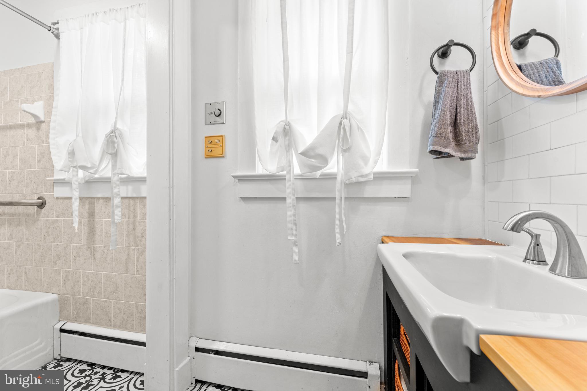 BELMONT - Residential