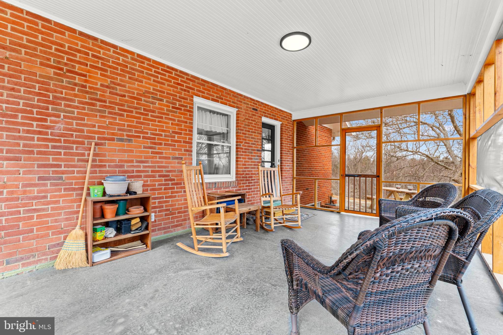 BELMONT - Residential