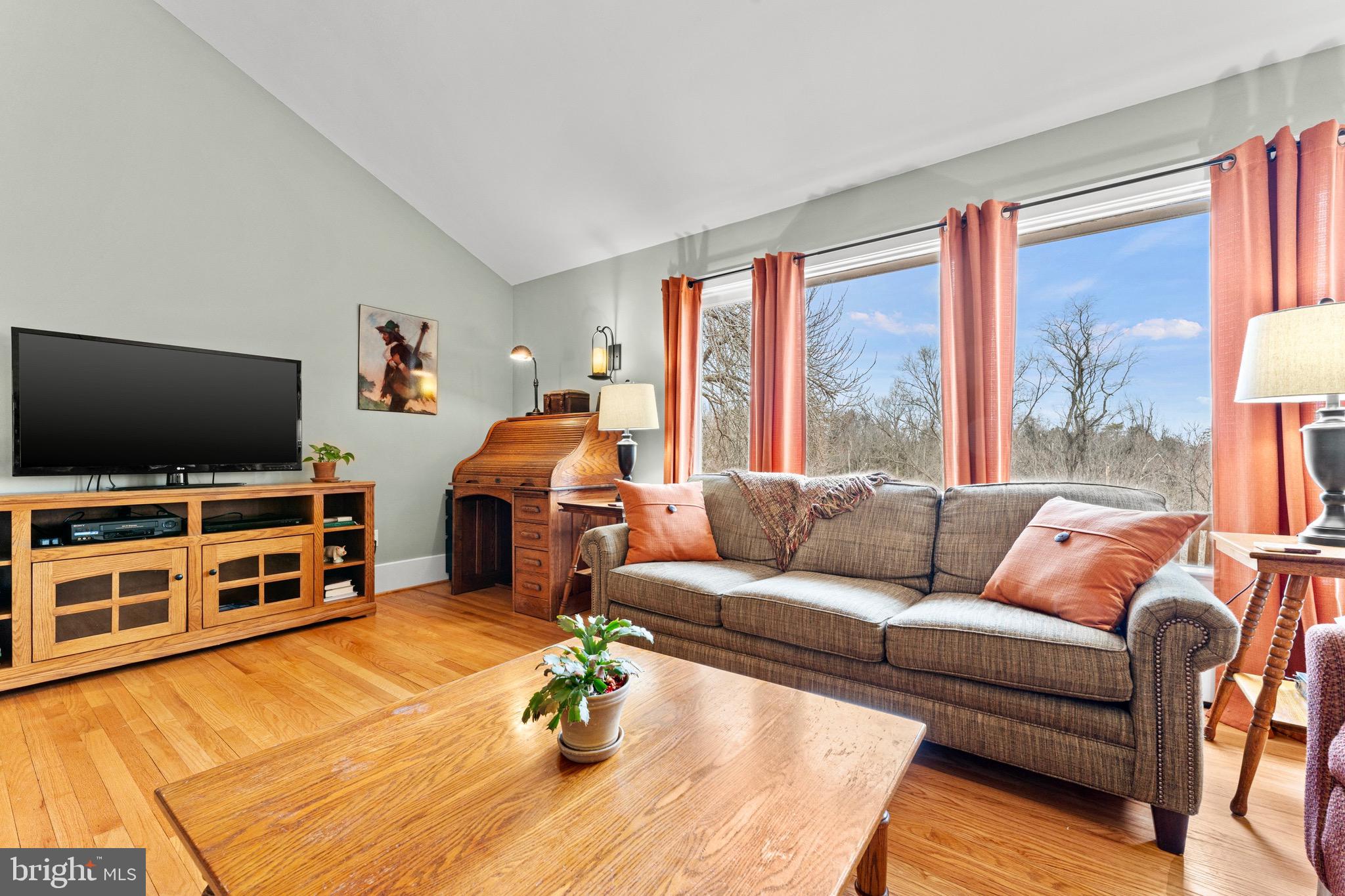 BELMONT - Residential