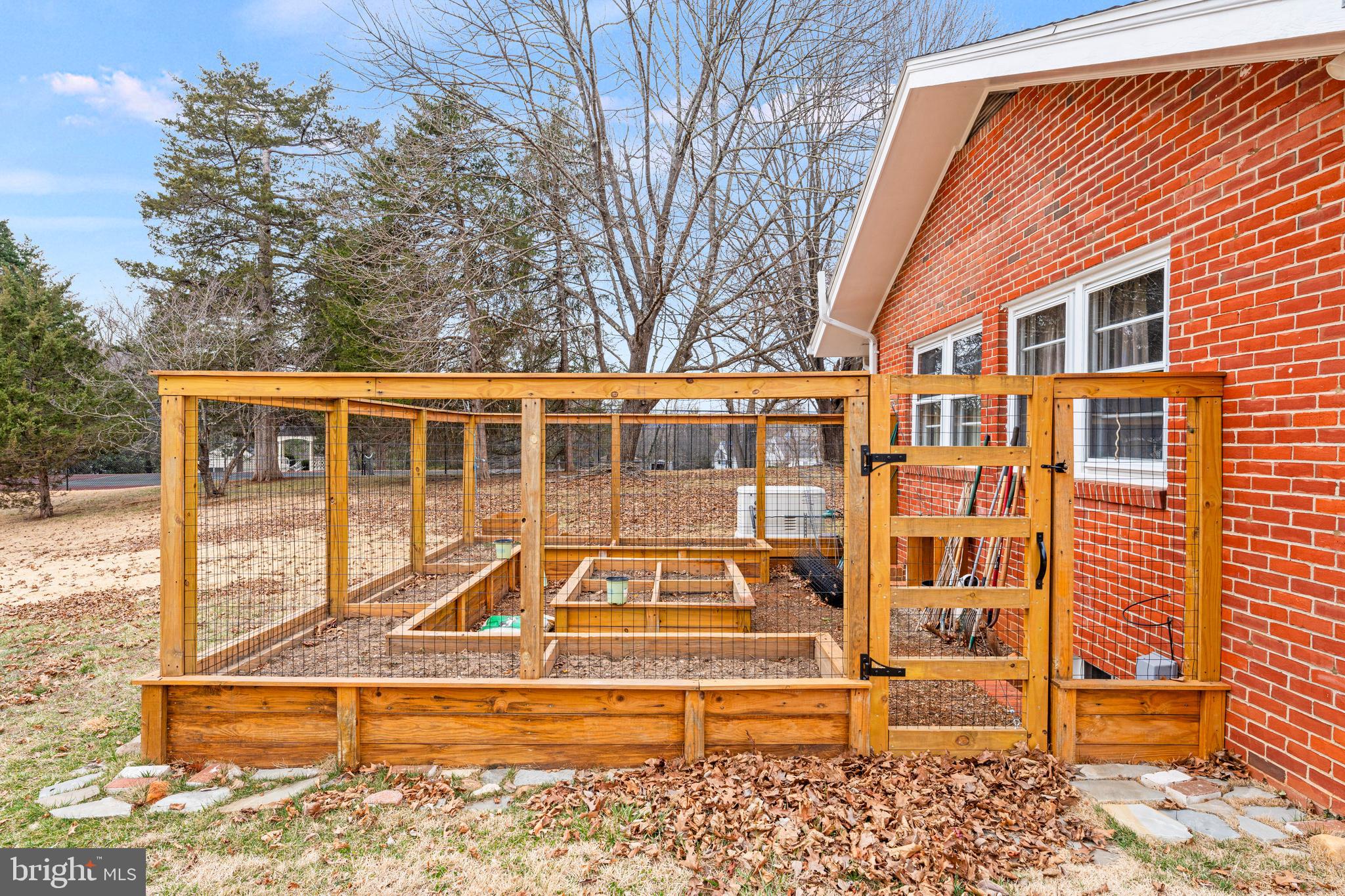 BELMONT - Residential