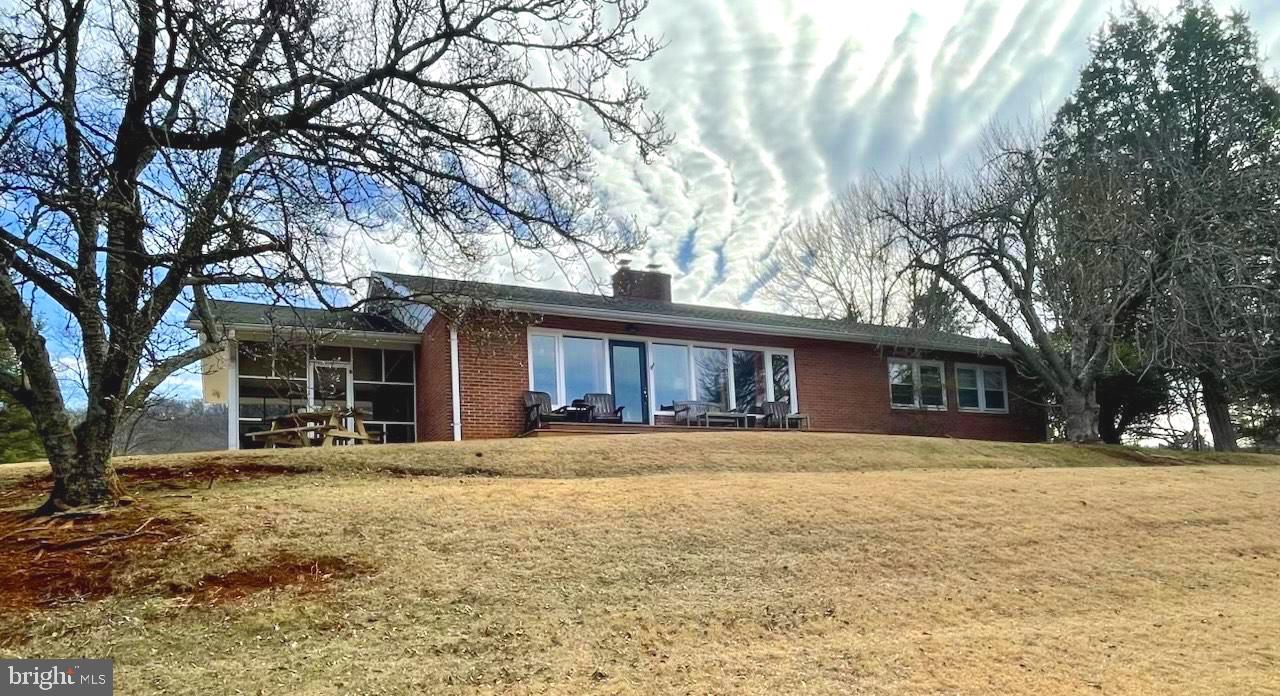 BELMONT - Residential