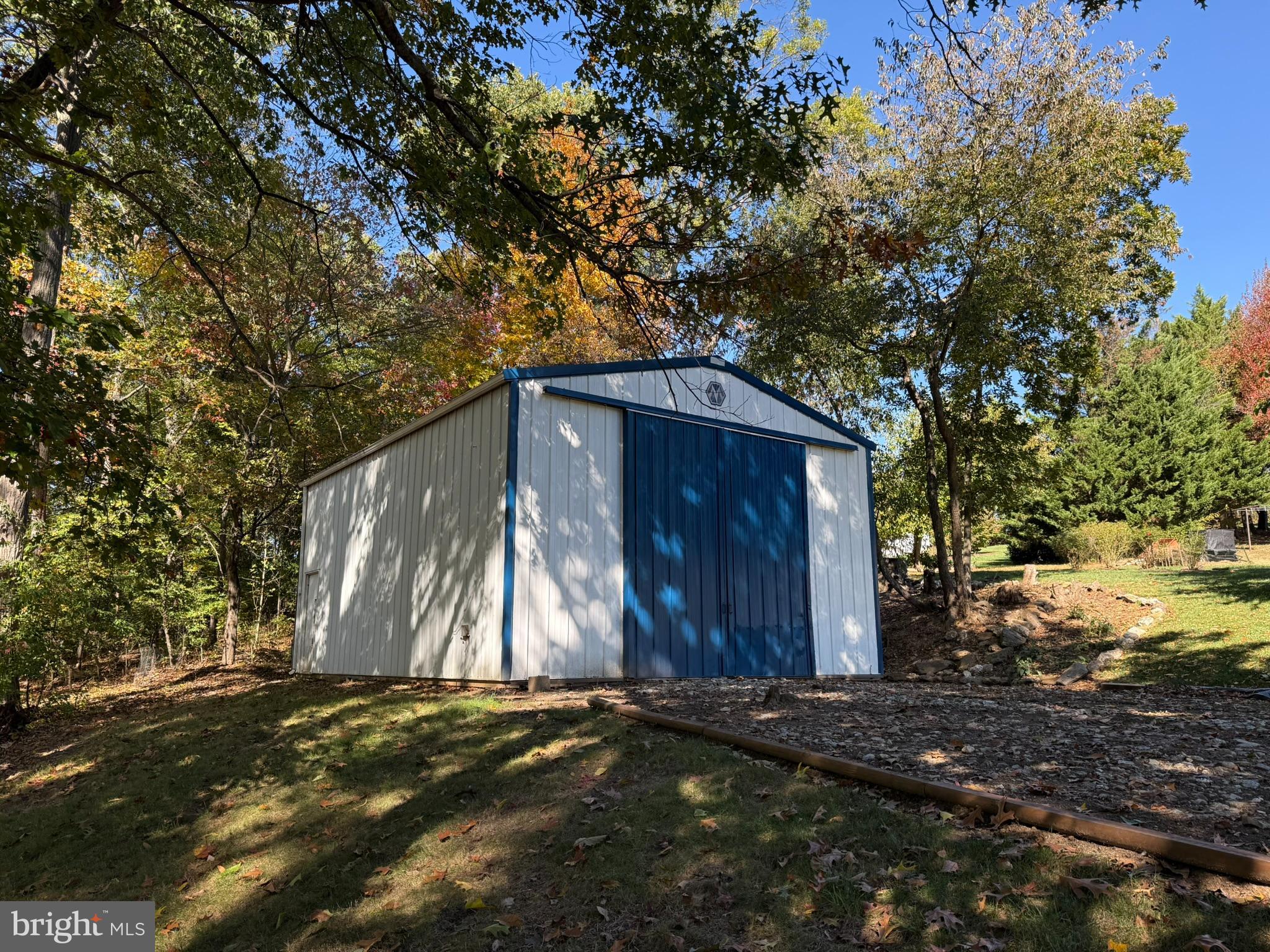 2872 SEITZVILLE ROAD
