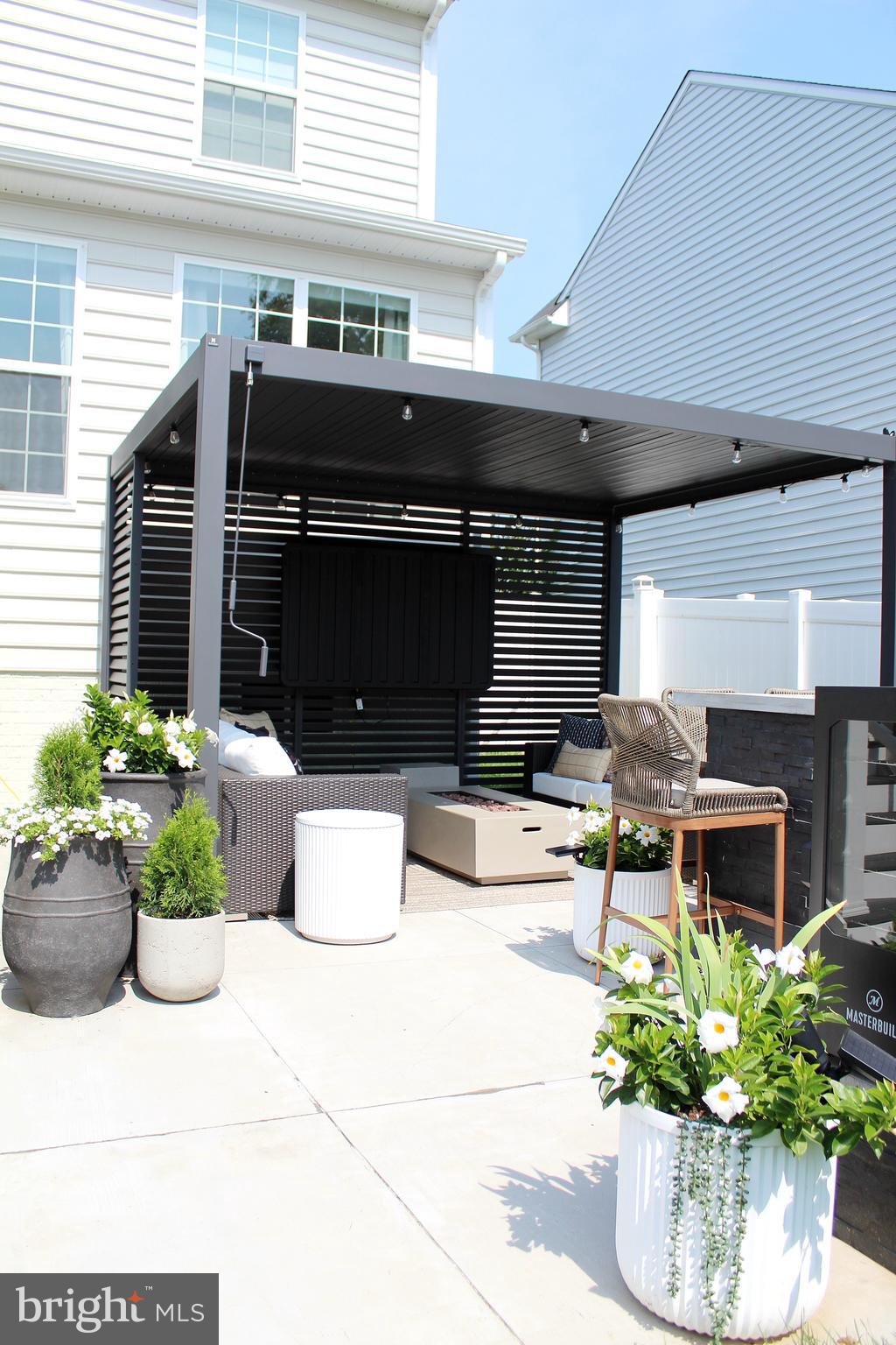 SHENANDOAH SPRINGS - Residential