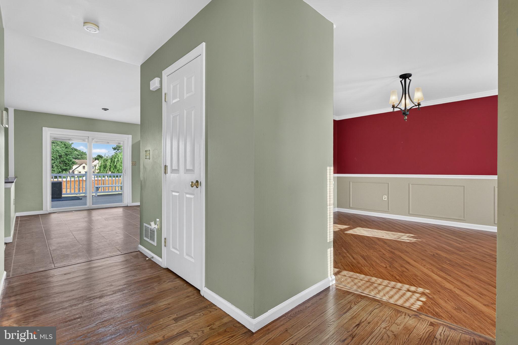3076 JODI LANE