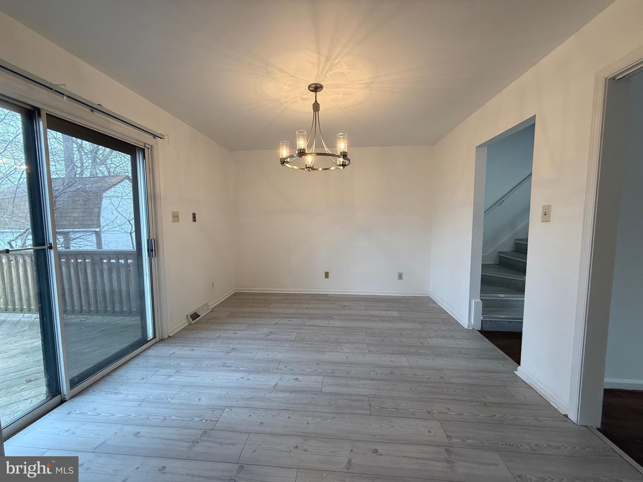 GREENVIEW VILLAGE - Residential Lease