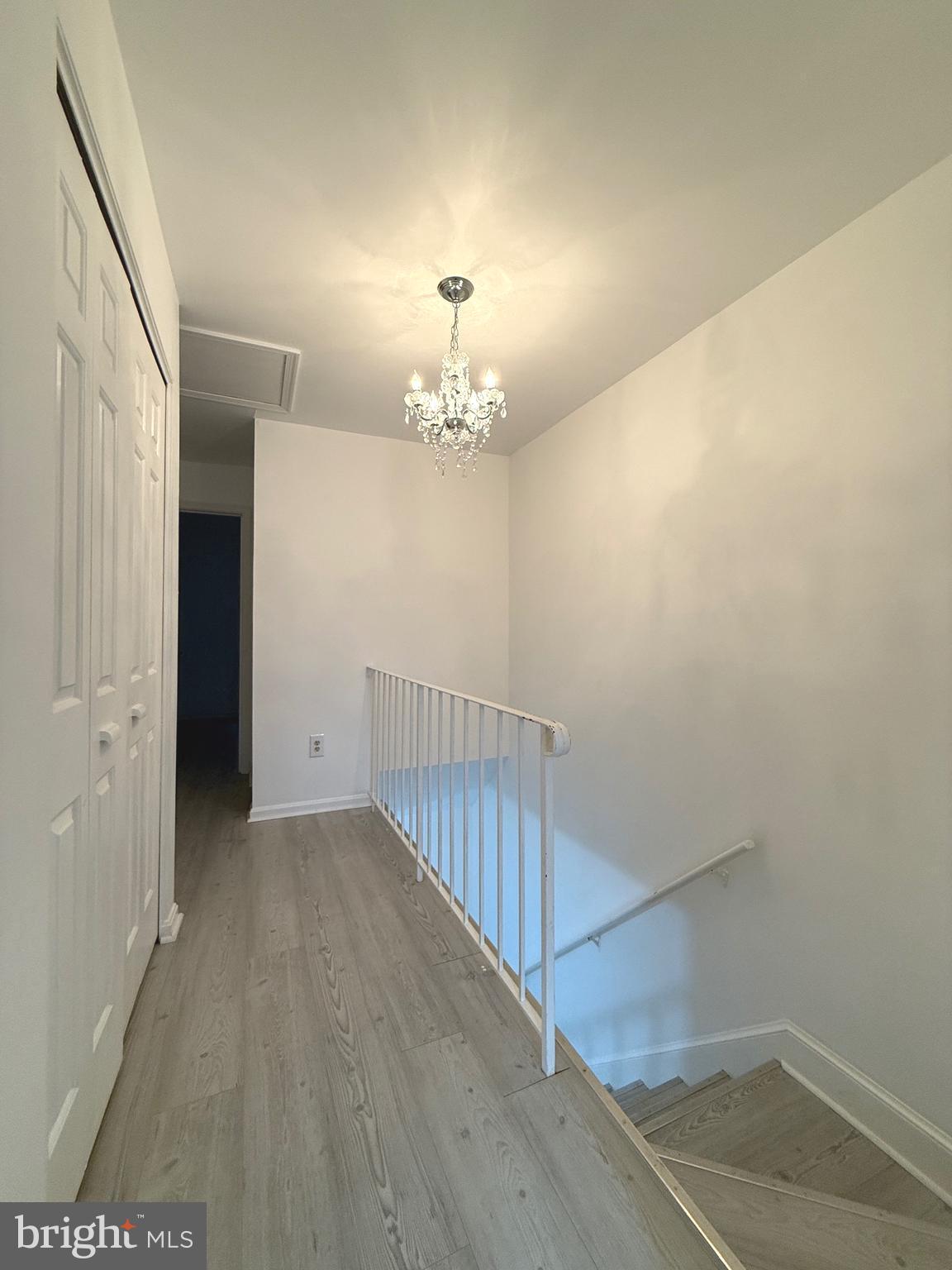 GREENVIEW VILLAGE - Residential Lease