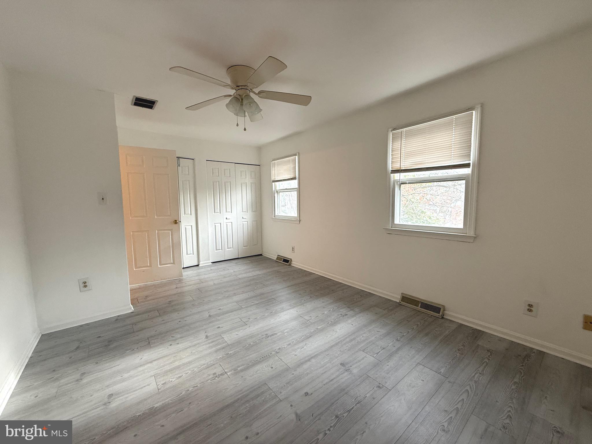 GREENVIEW VILLAGE - Residential Lease