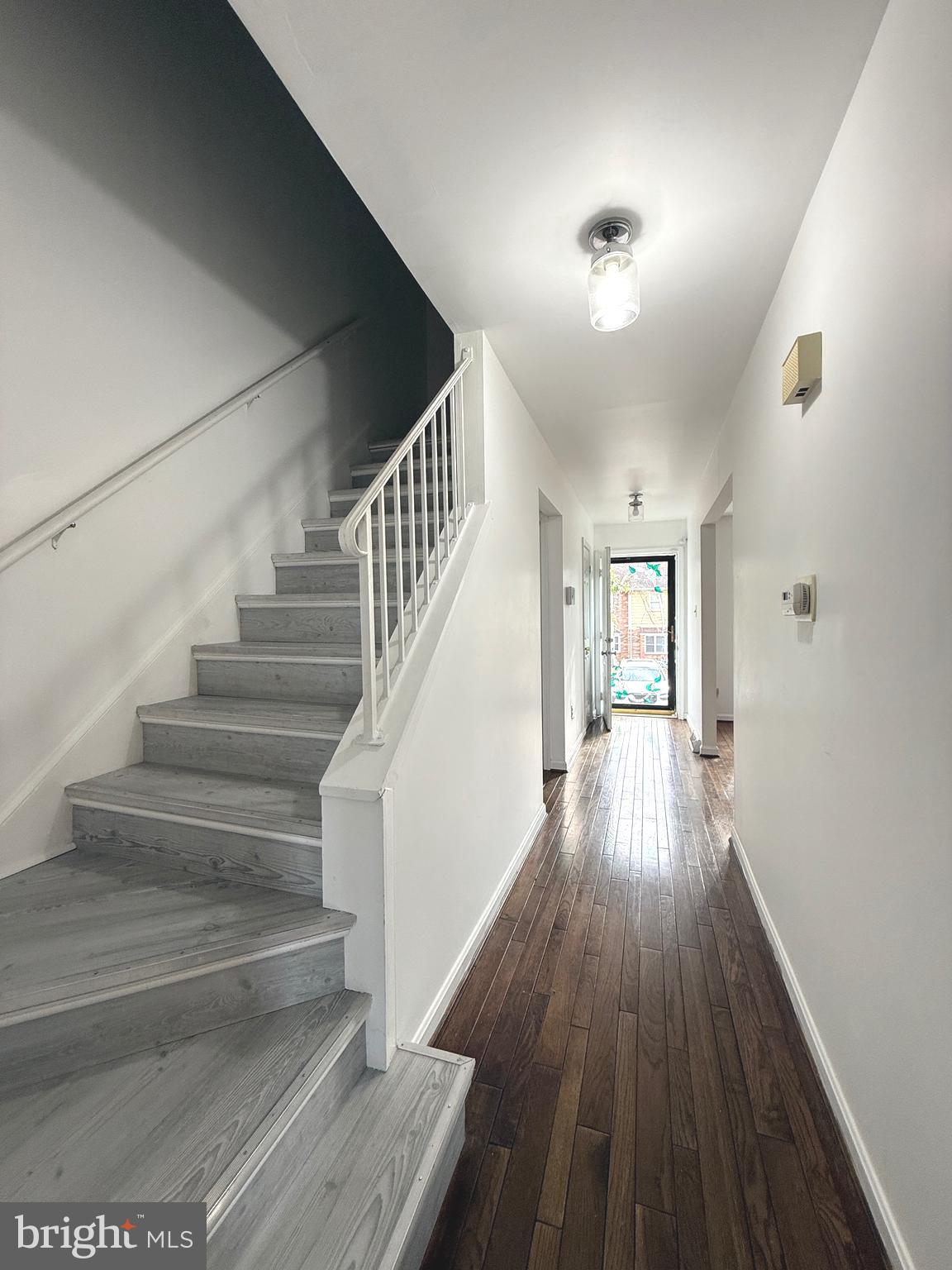 GREENVIEW VILLAGE - Residential Lease