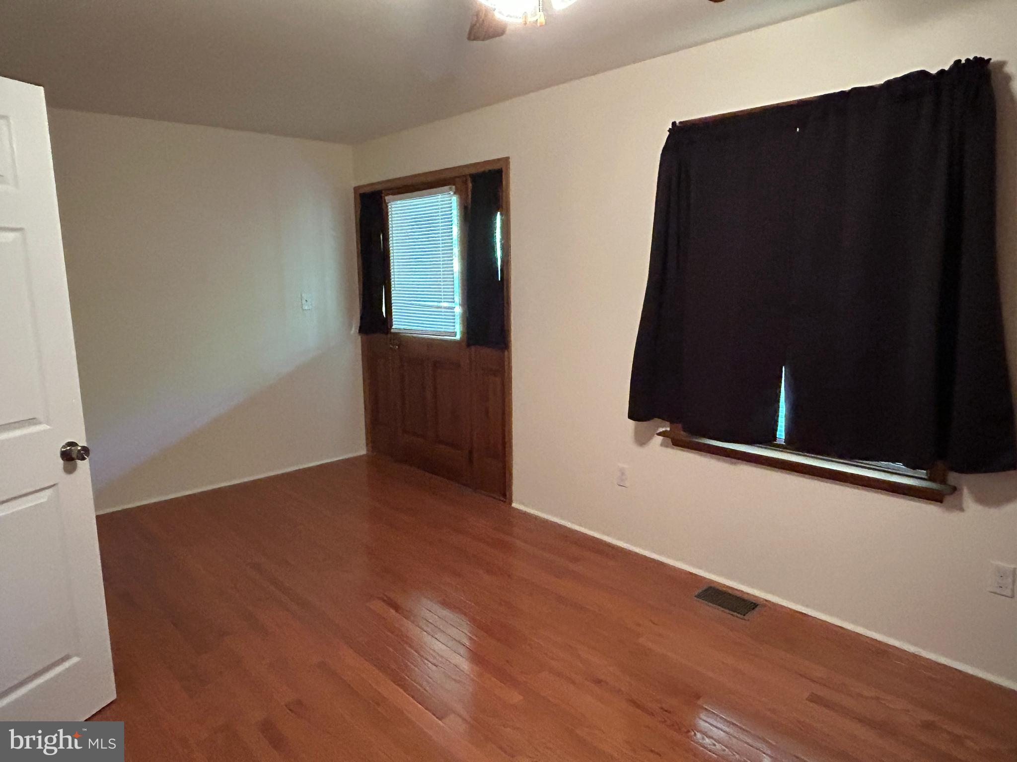 SHEN FARMS MT LAKE - Residential