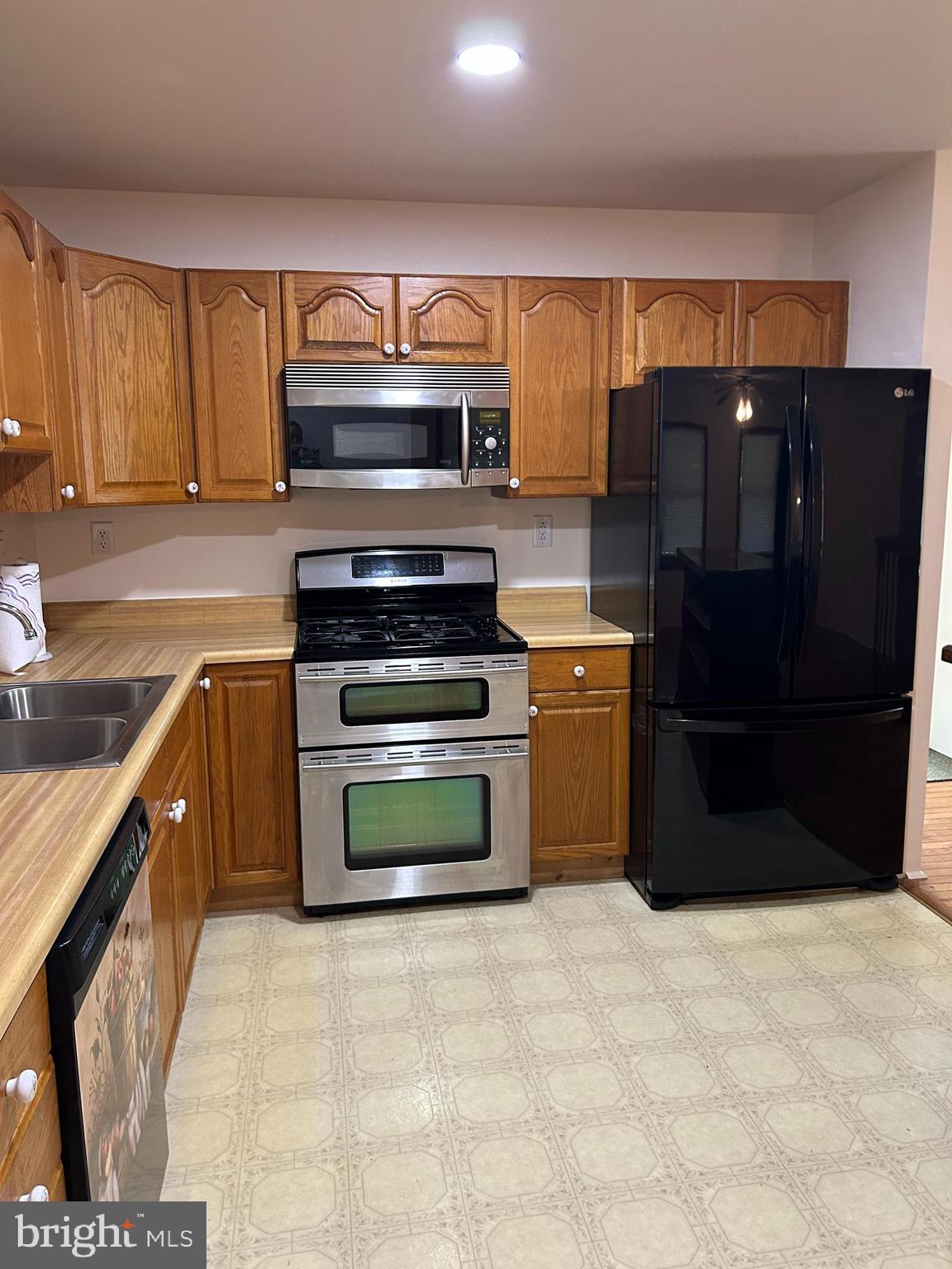 SHEN FARMS MT LAKE - Residential