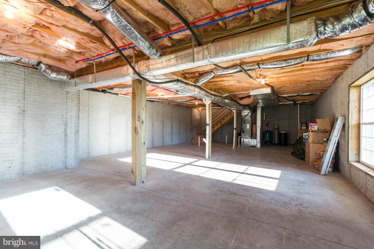 HERITAGE FARMS - Residential