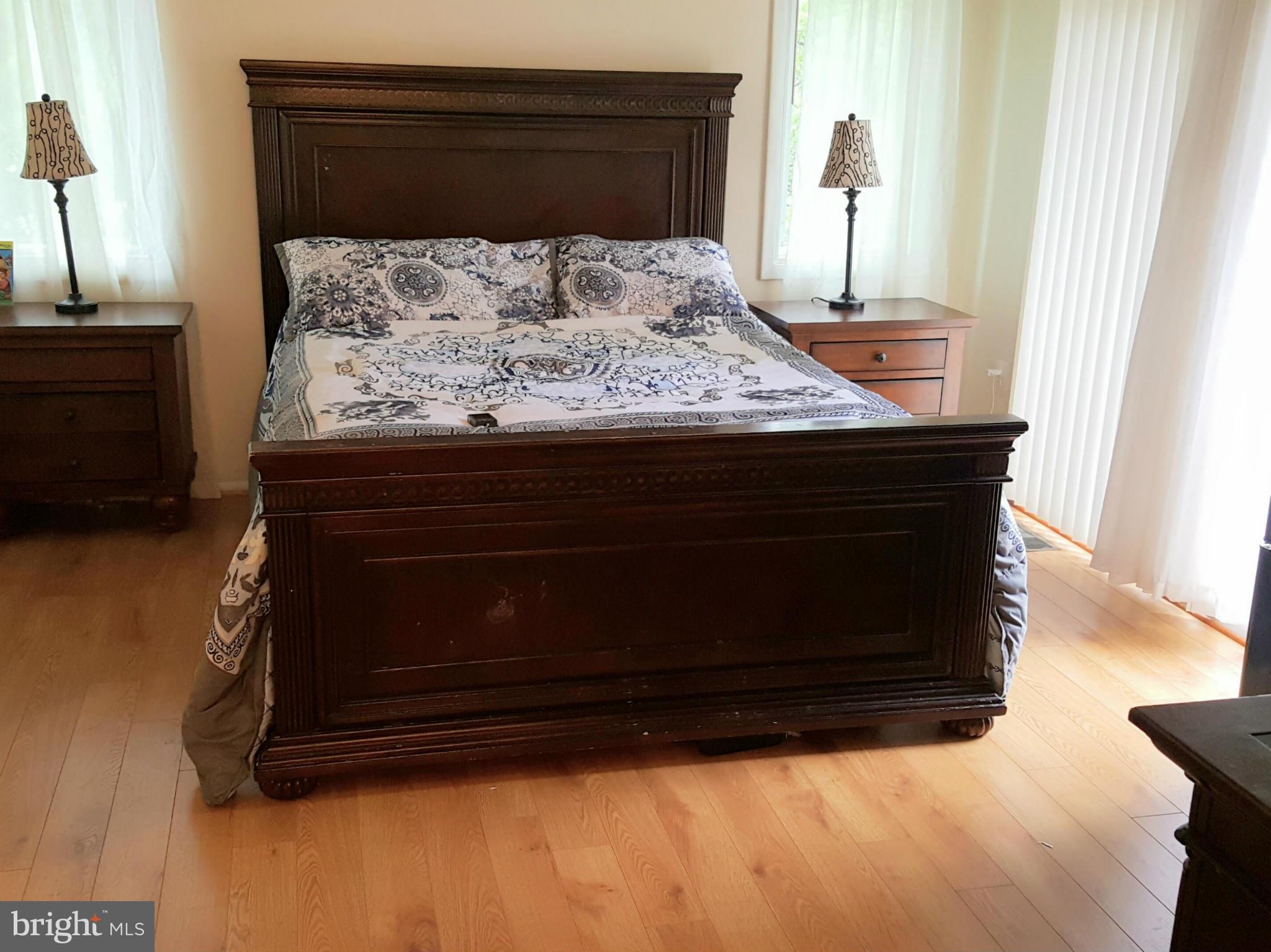 REFLECTION LAKE - Residential