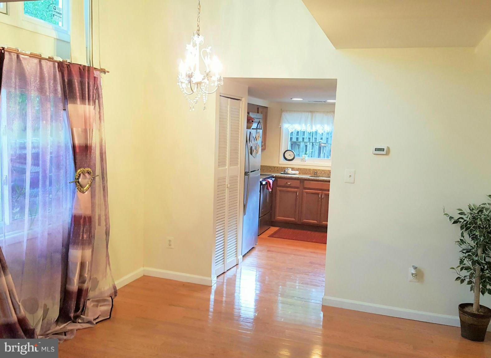 REFLECTION LAKE - Residential