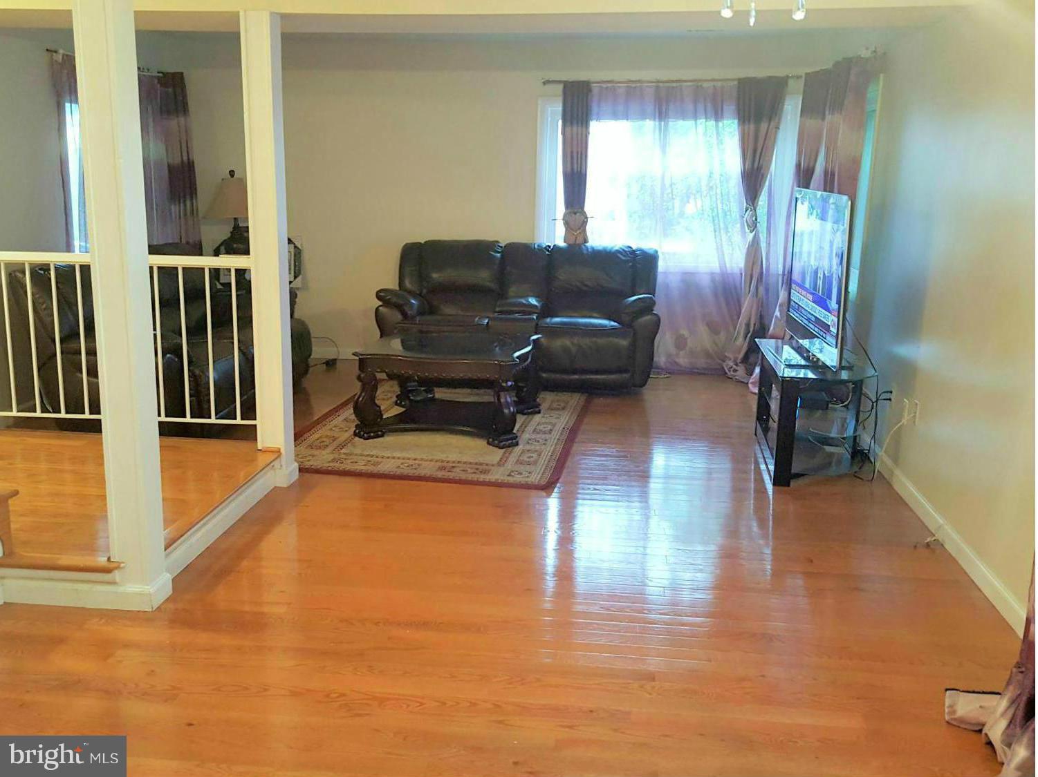 REFLECTION LAKE - Residential