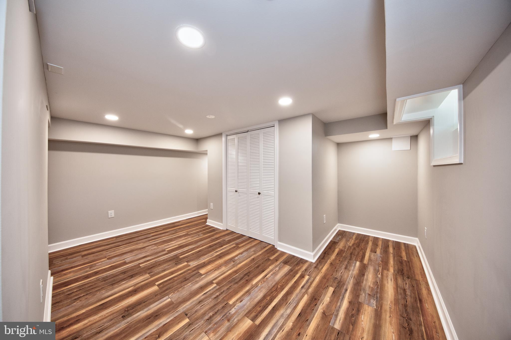 MORGAN PARK - Residential