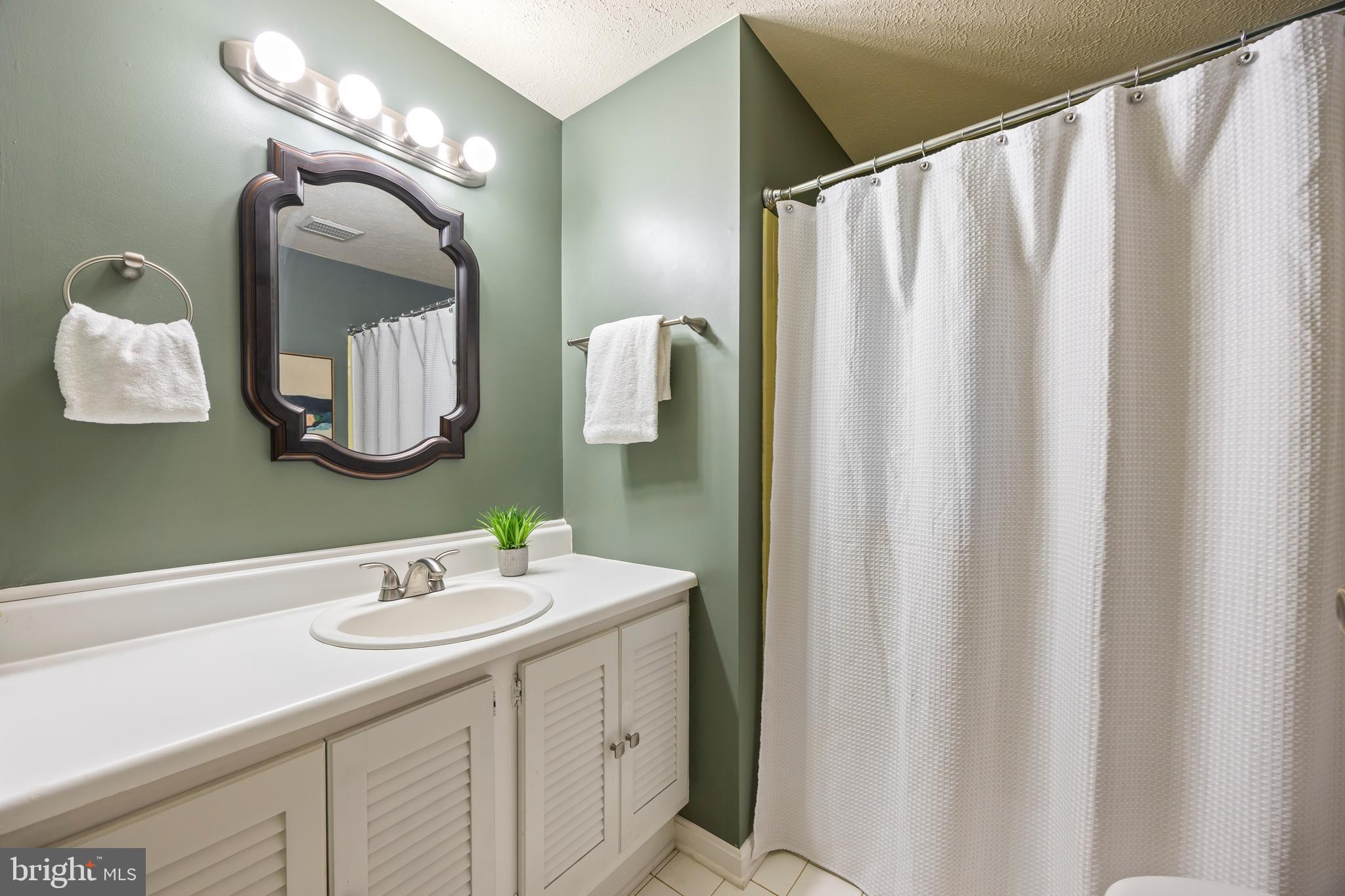 MILL CREEK SOUTH - Residential