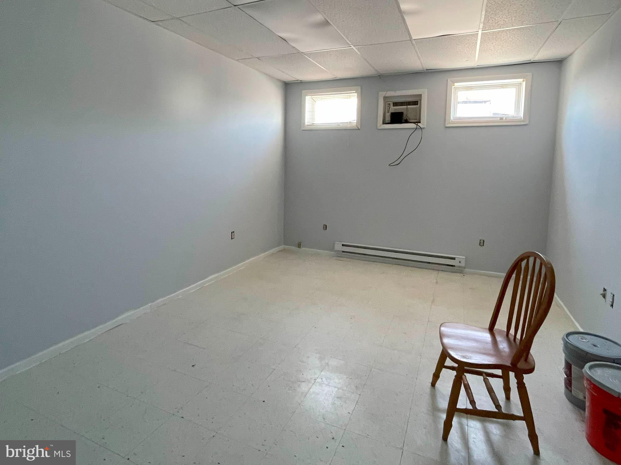 LAURAVILLE HISTORIC DISTRICT - Commercial Sale