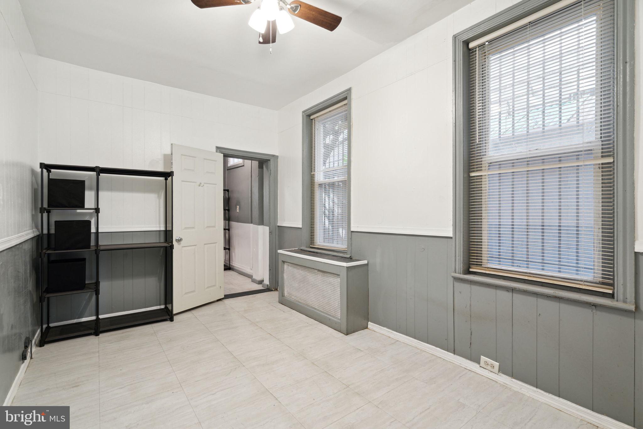 PORT RICHMOND - Residential Income