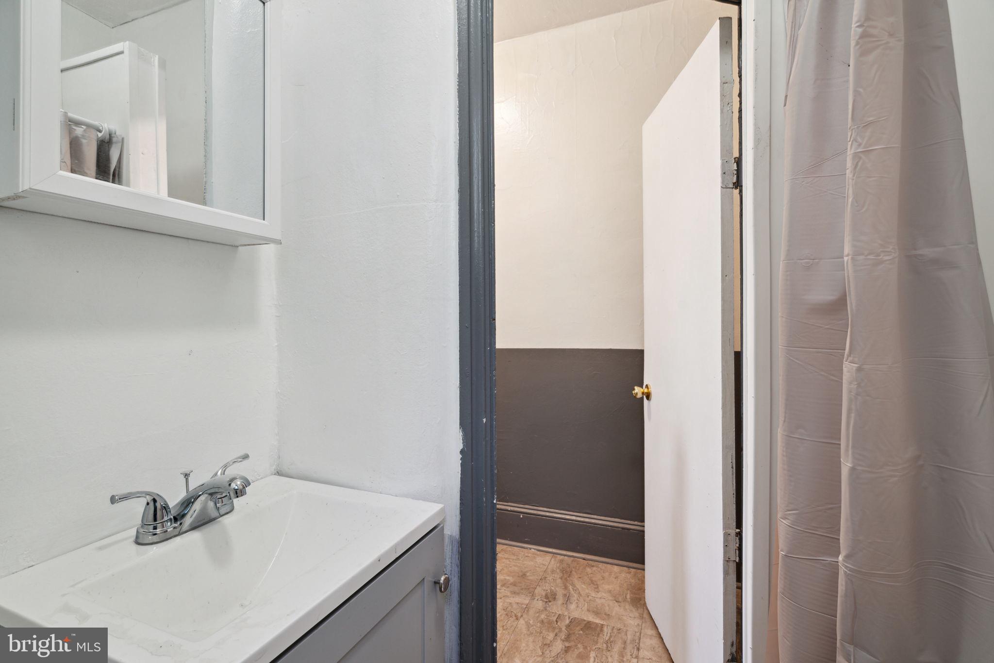 PORT RICHMOND - Residential Income