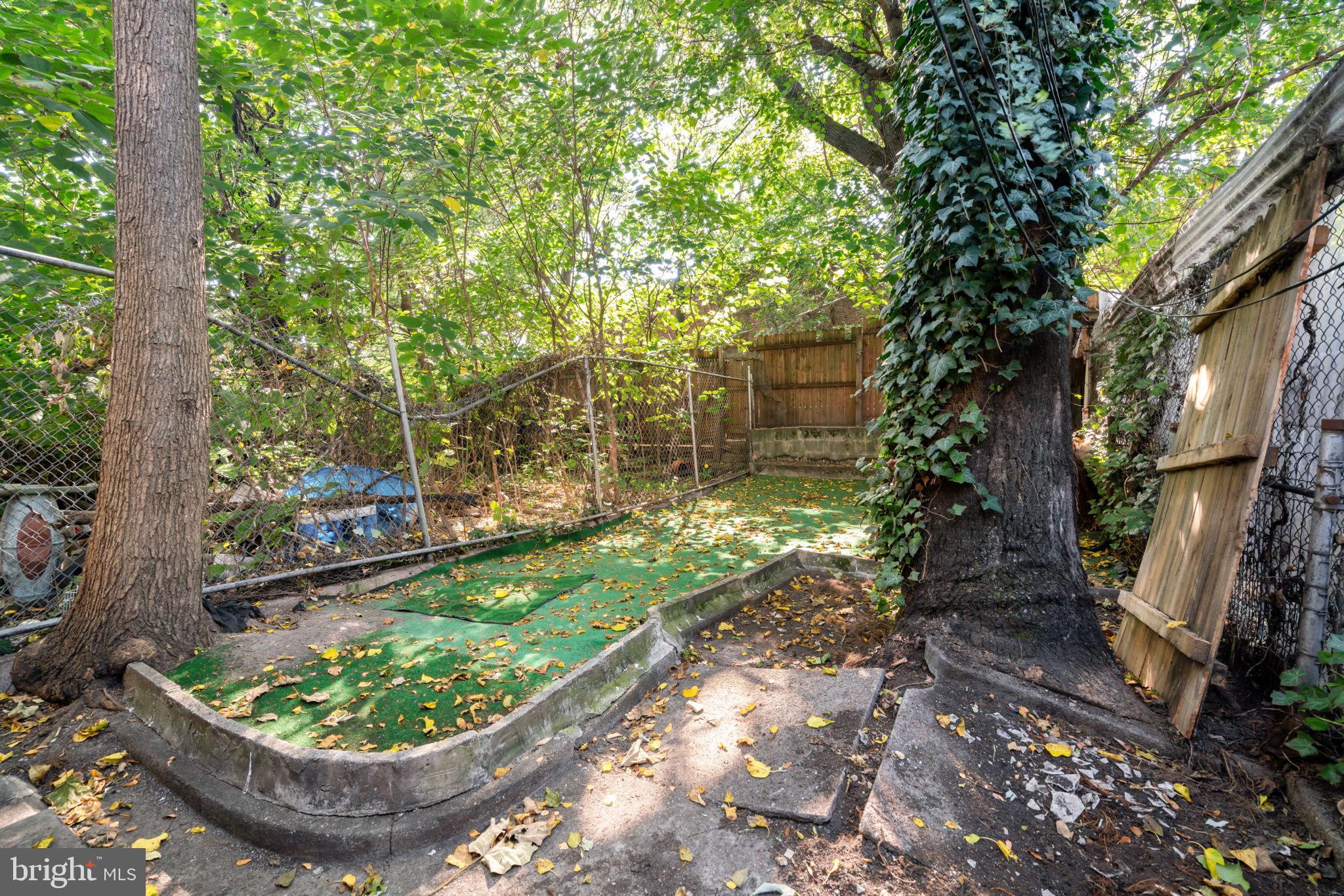 PORT RICHMOND - Residential Income