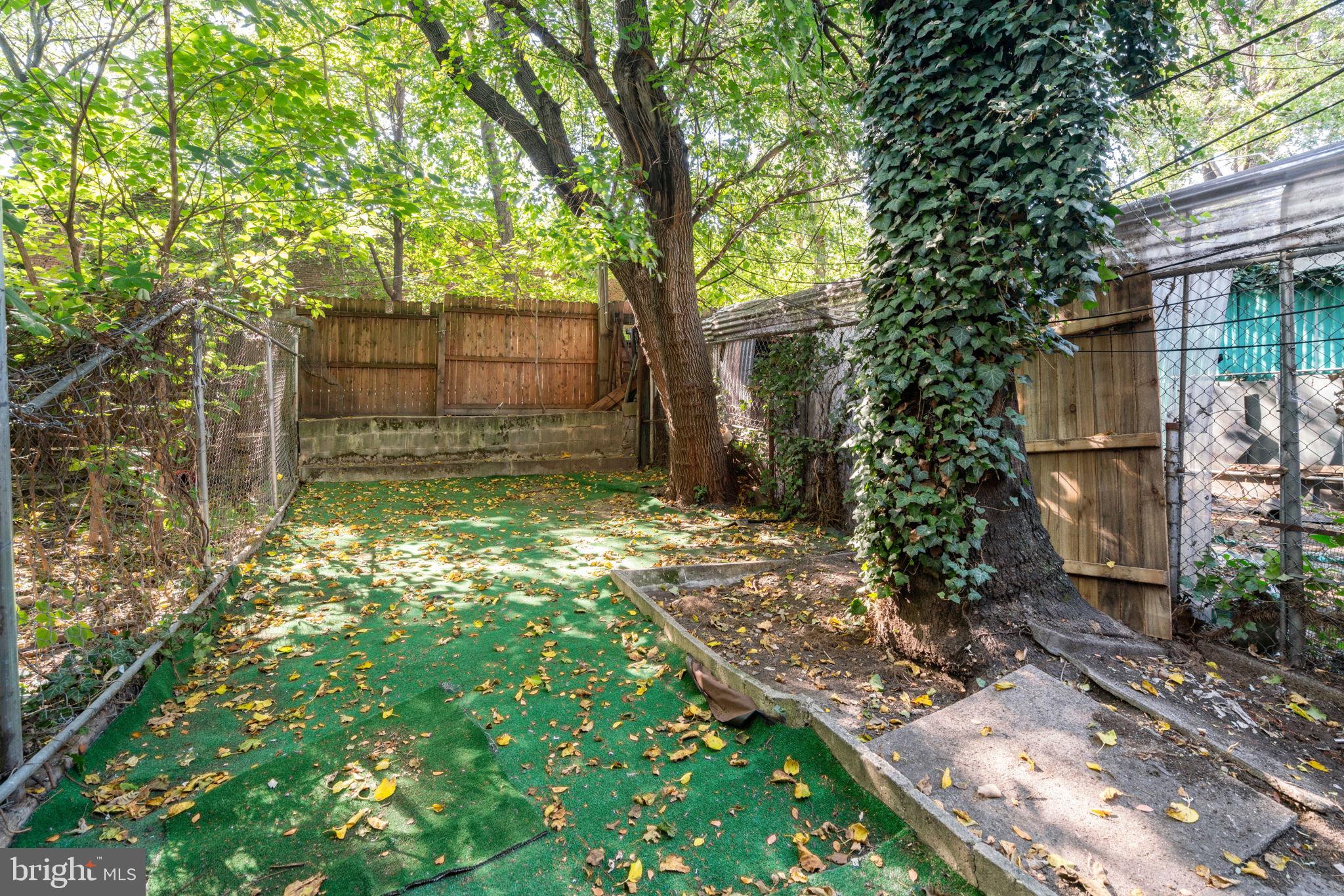 PORT RICHMOND - Residential Income