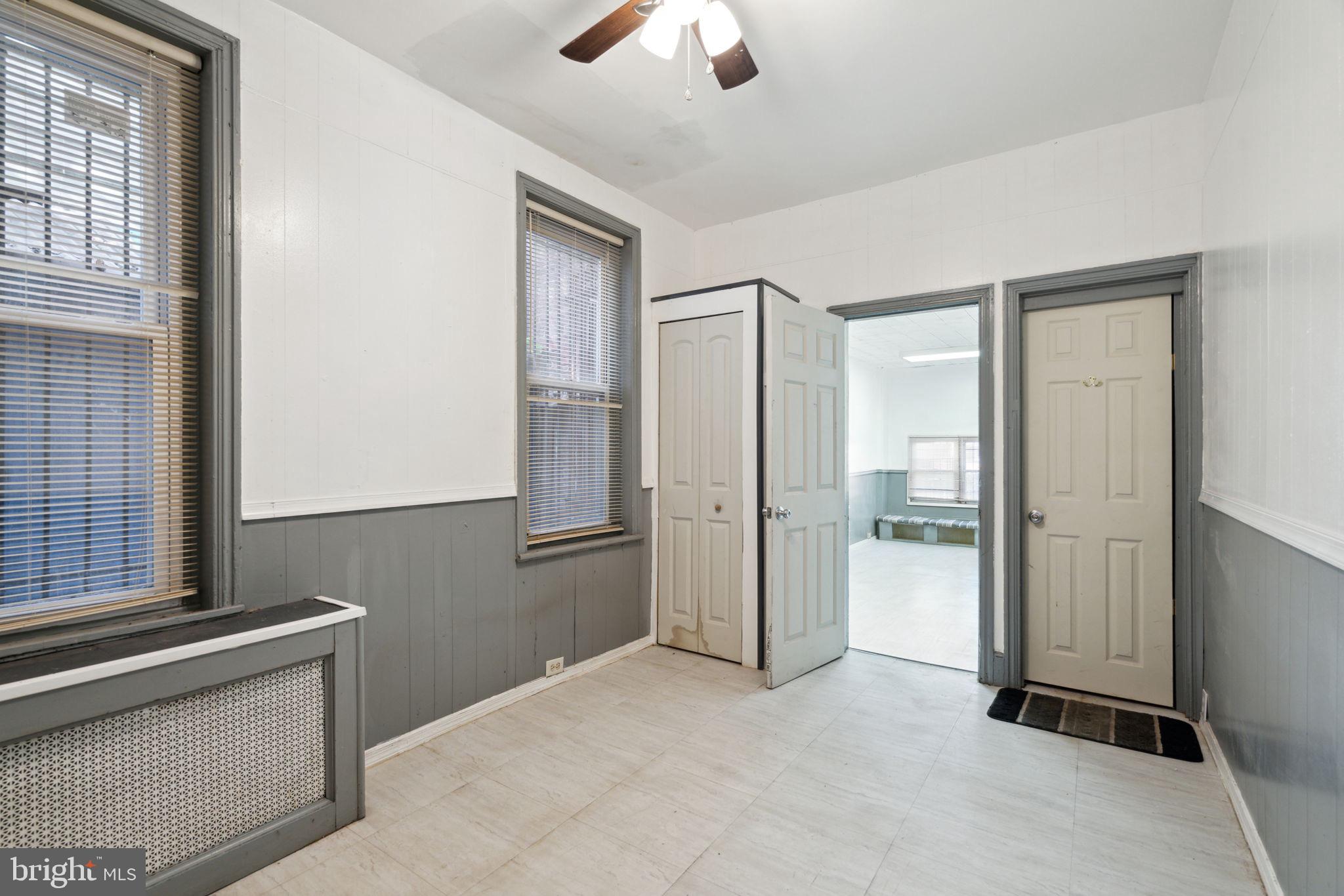 PORT RICHMOND - Residential Income