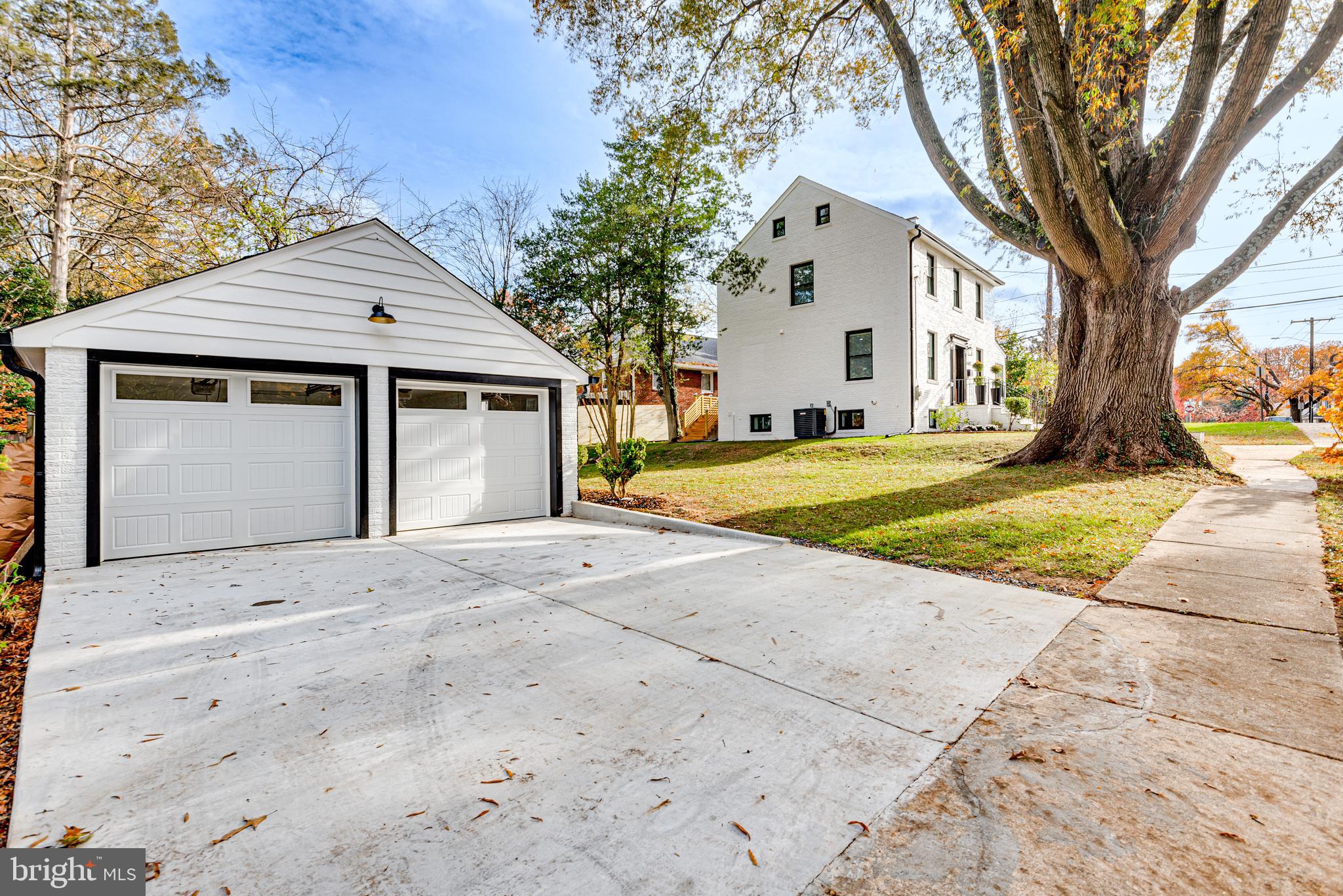 UNIVERSITY PARK - Residential