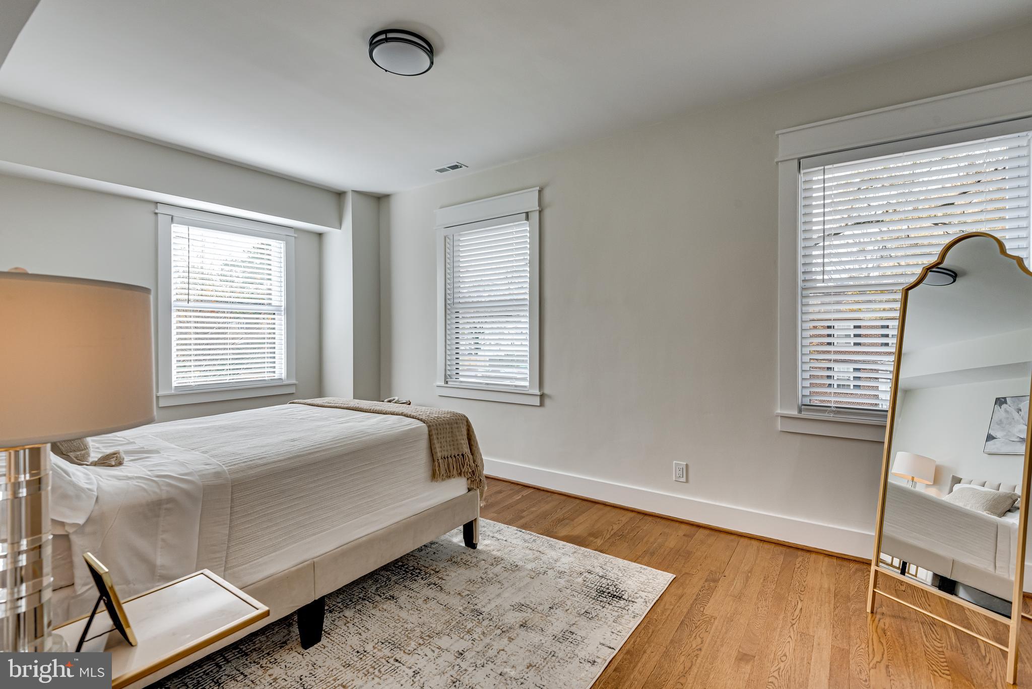 UNIVERSITY PARK - Residential