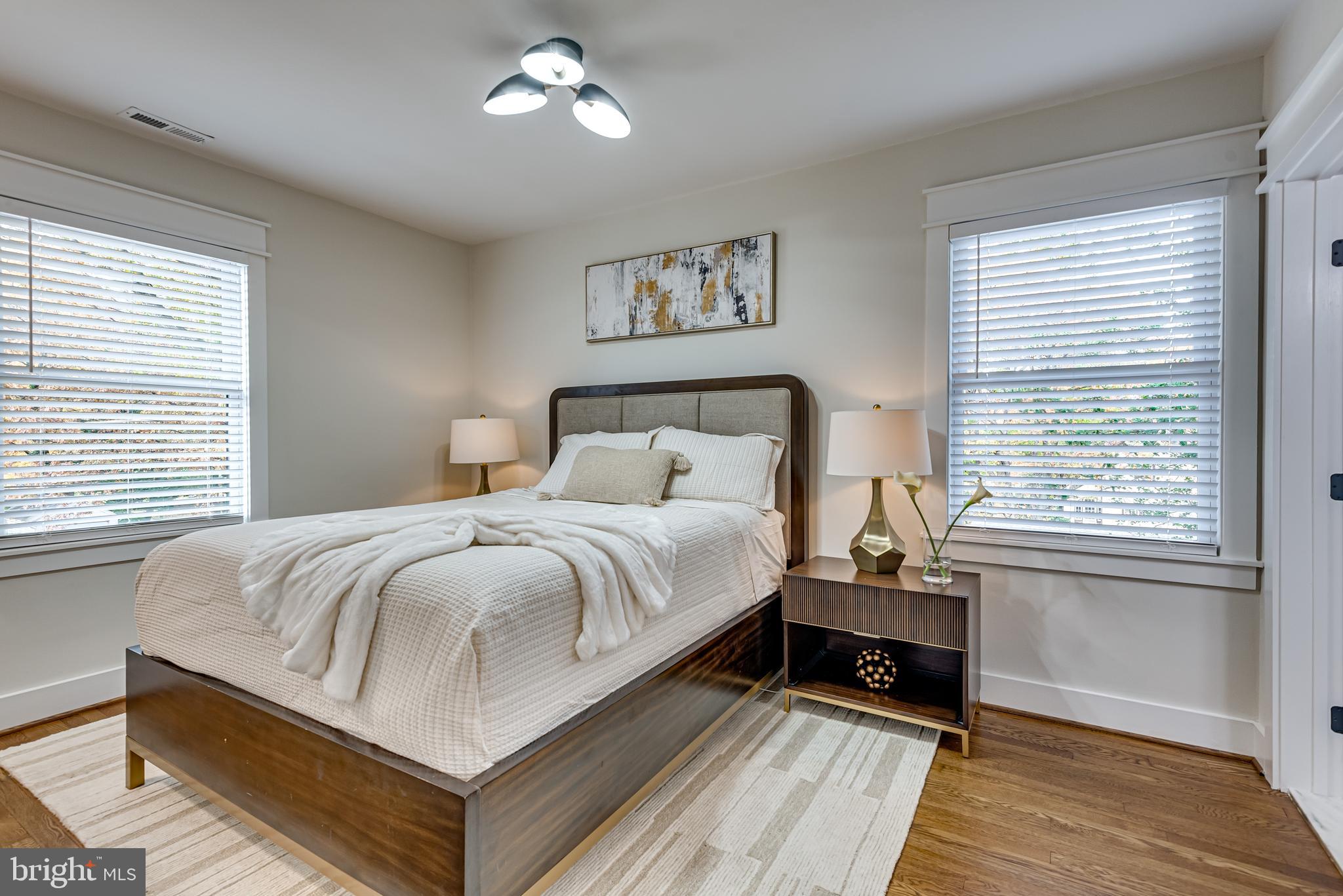 UNIVERSITY PARK - Residential