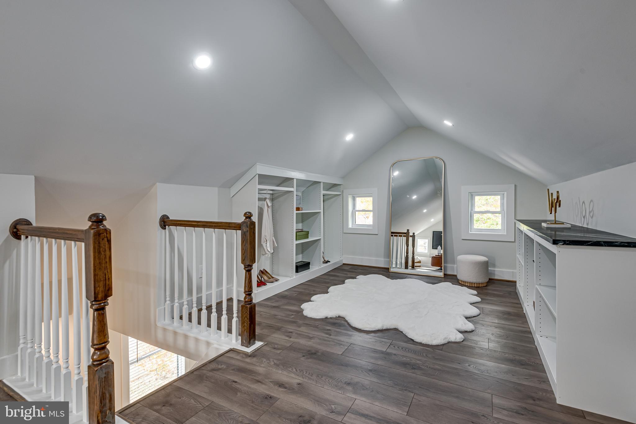 UNIVERSITY PARK - Residential