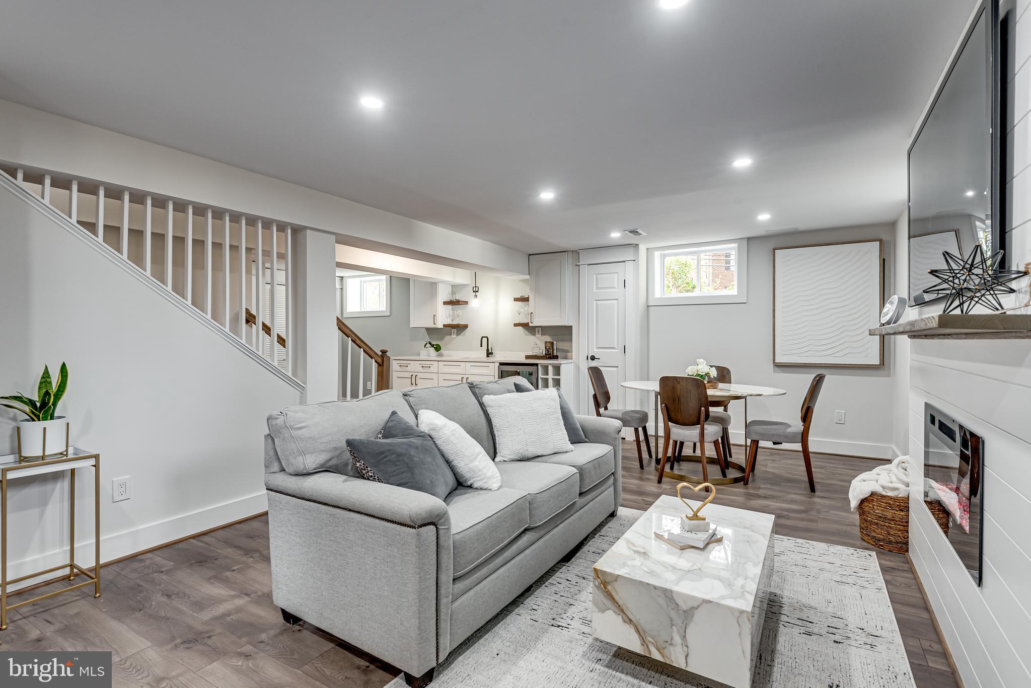 UNIVERSITY PARK - Residential