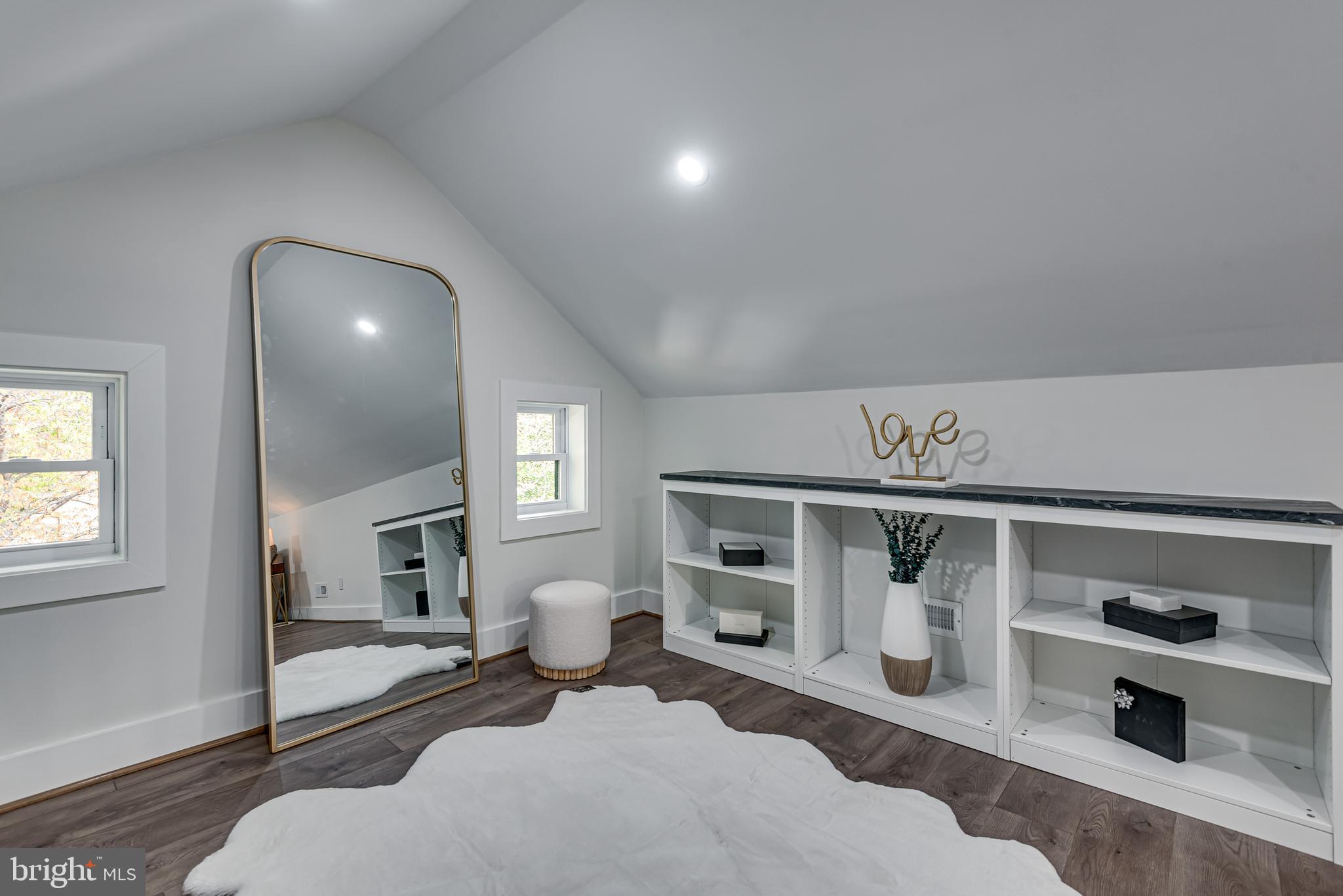 UNIVERSITY PARK - Residential