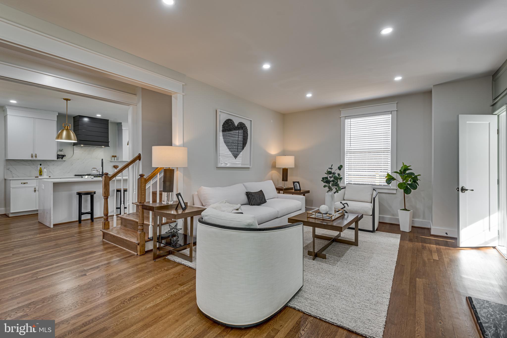 UNIVERSITY PARK - Residential