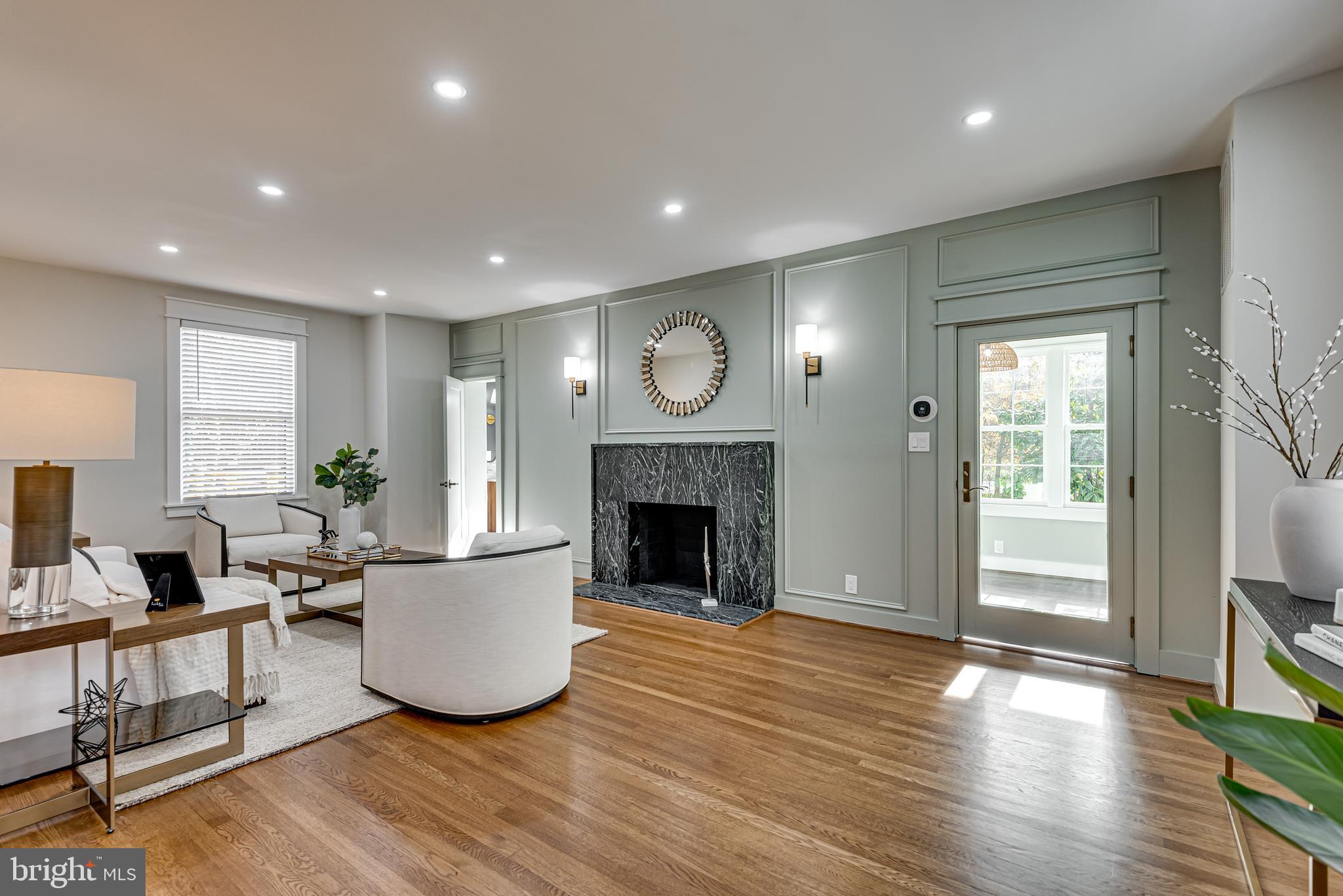 UNIVERSITY PARK - Residential