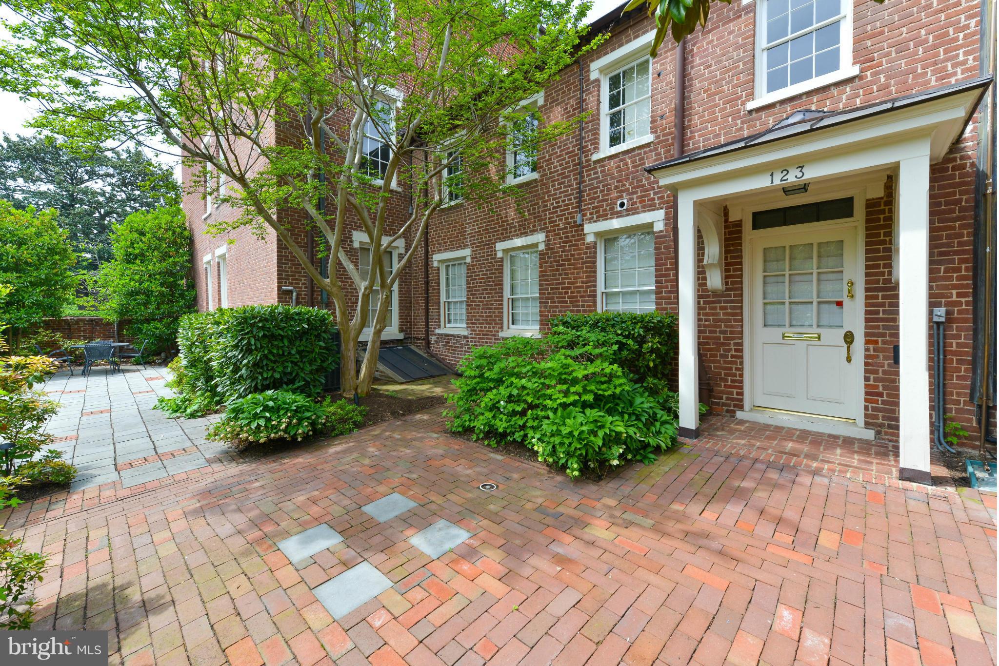 OLD TOWN - Residential