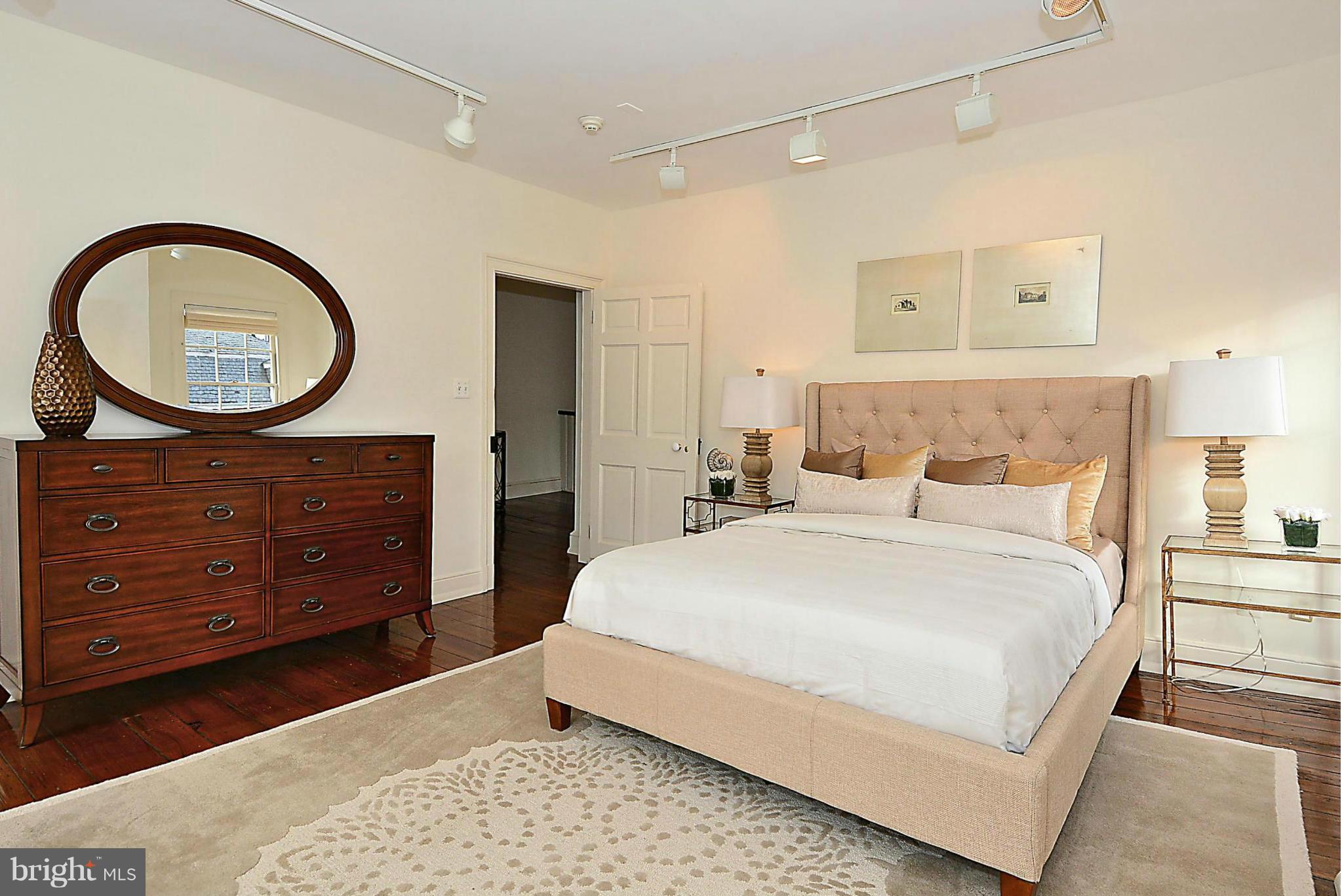 OLD TOWN - Residential