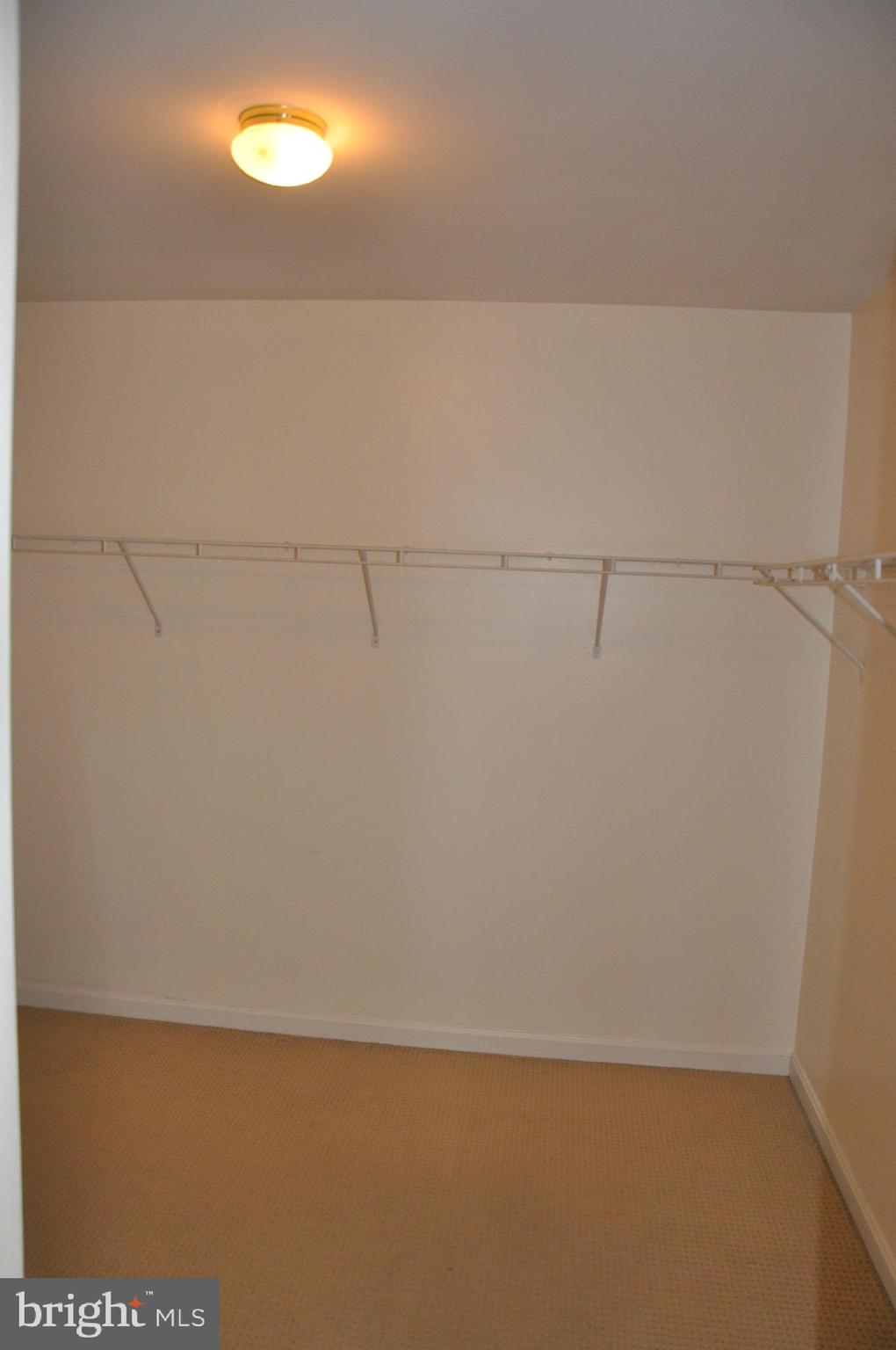 NORTH SELBY - Residential