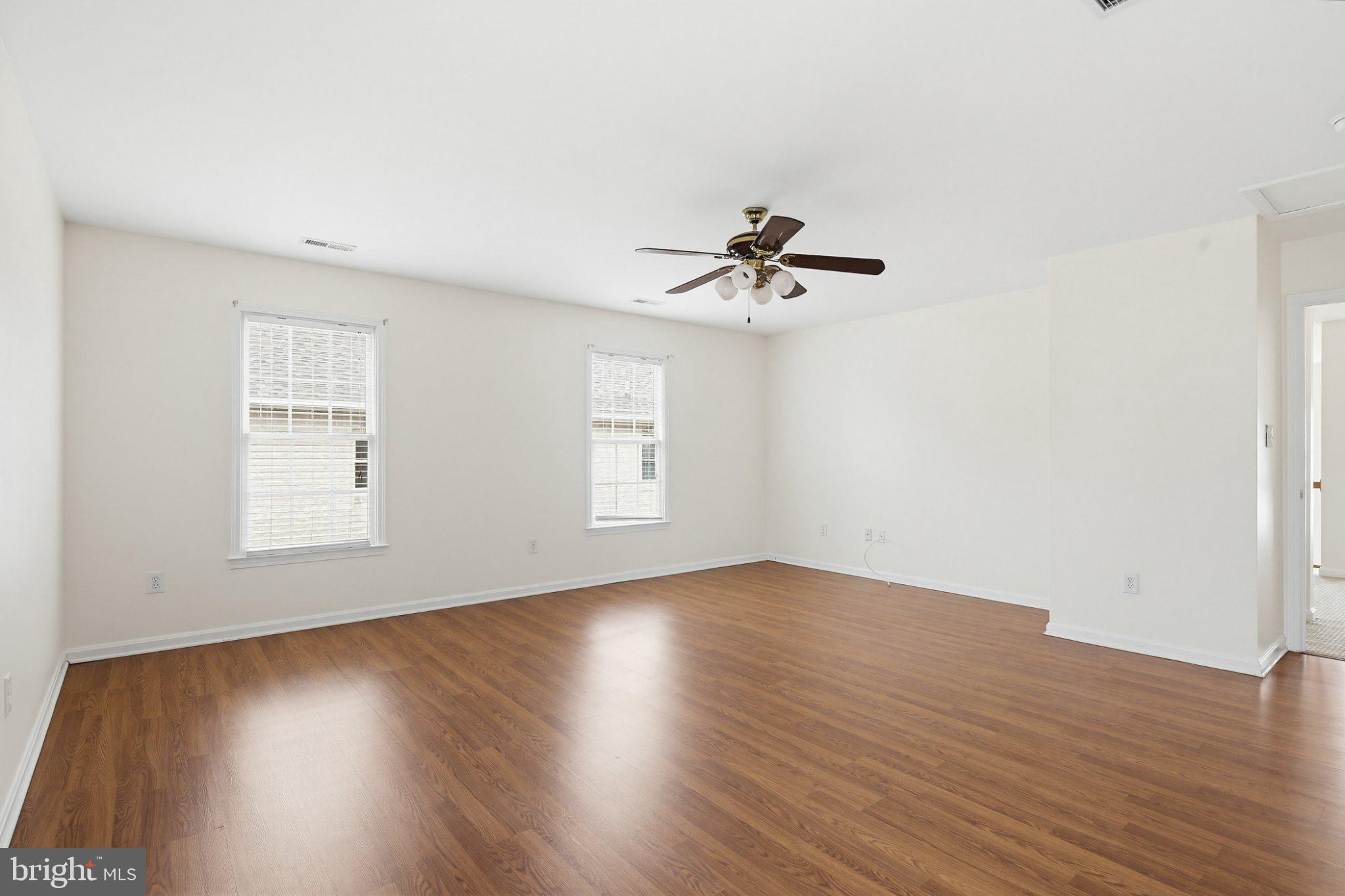 NORTH SELBY - Residential