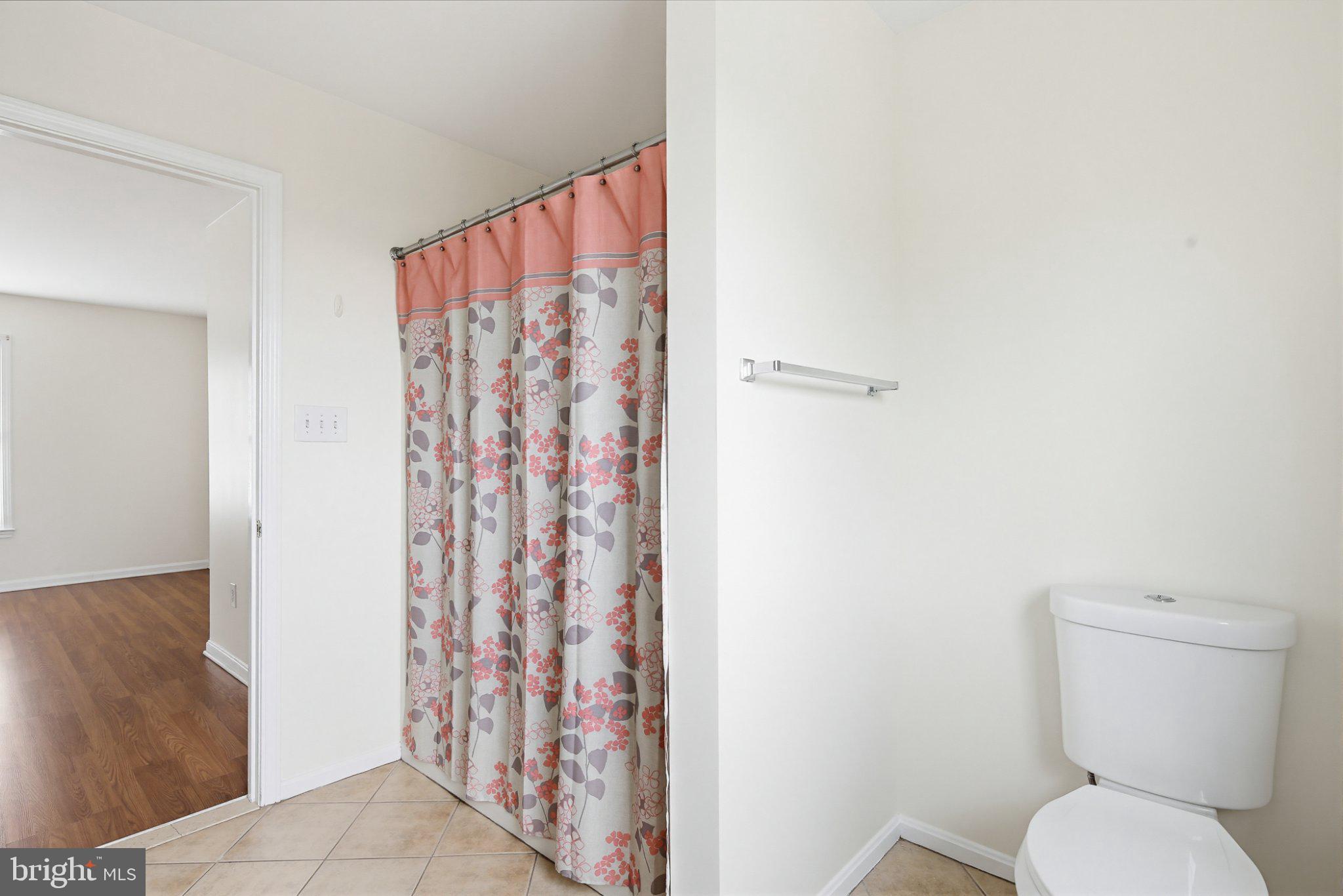 NORTH SELBY - Residential