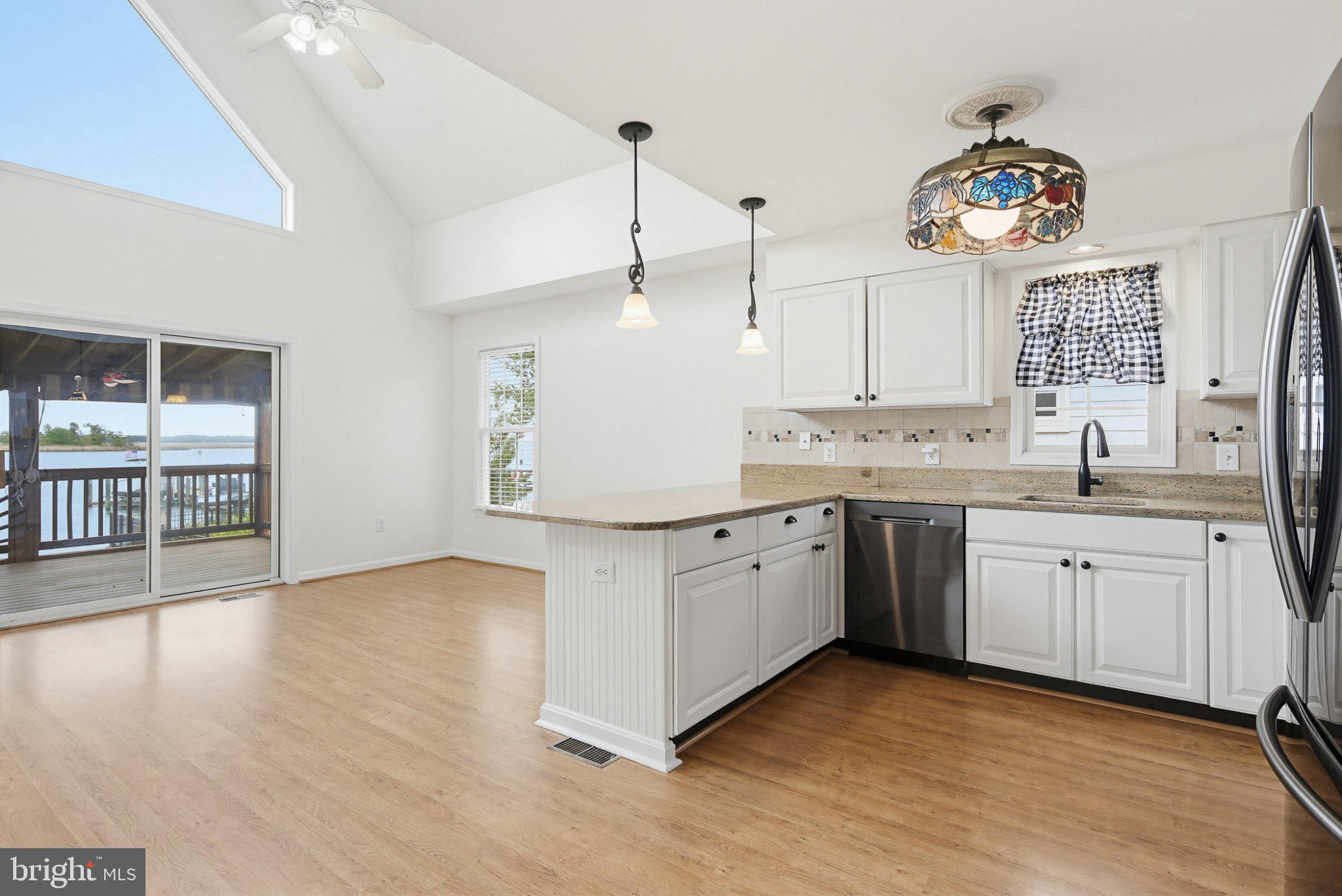 NORTH SELBY - Residential