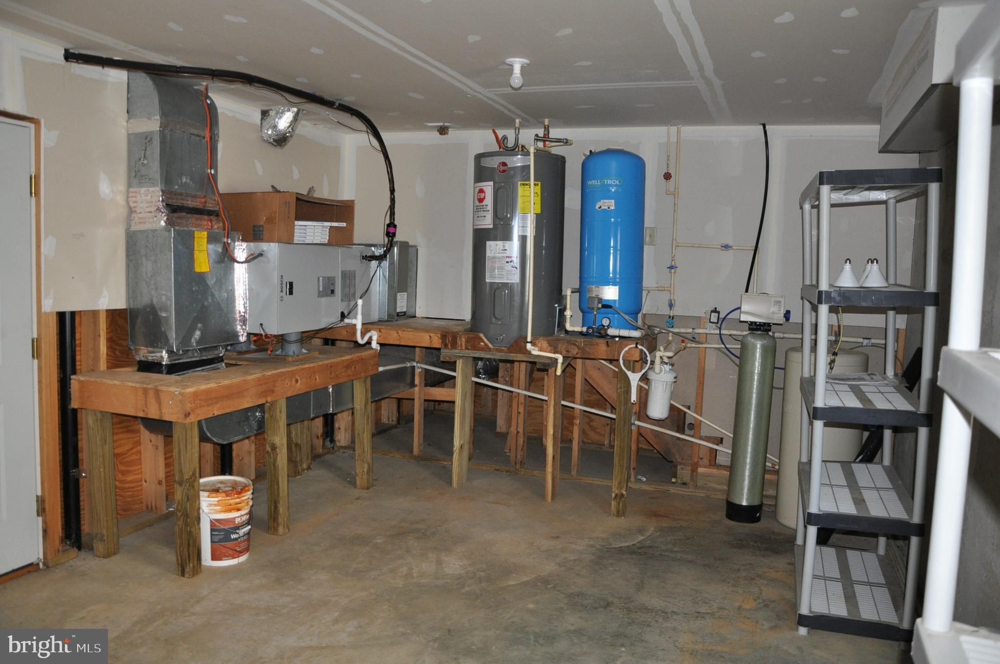 NORTH SELBY - Residential