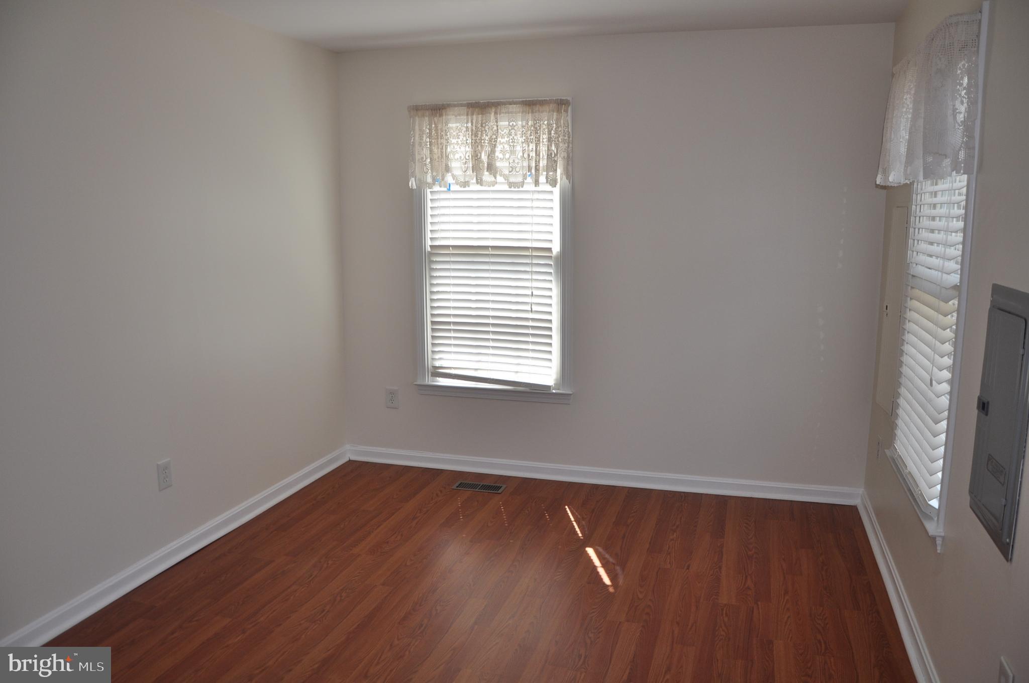 NORTH SELBY - Residential