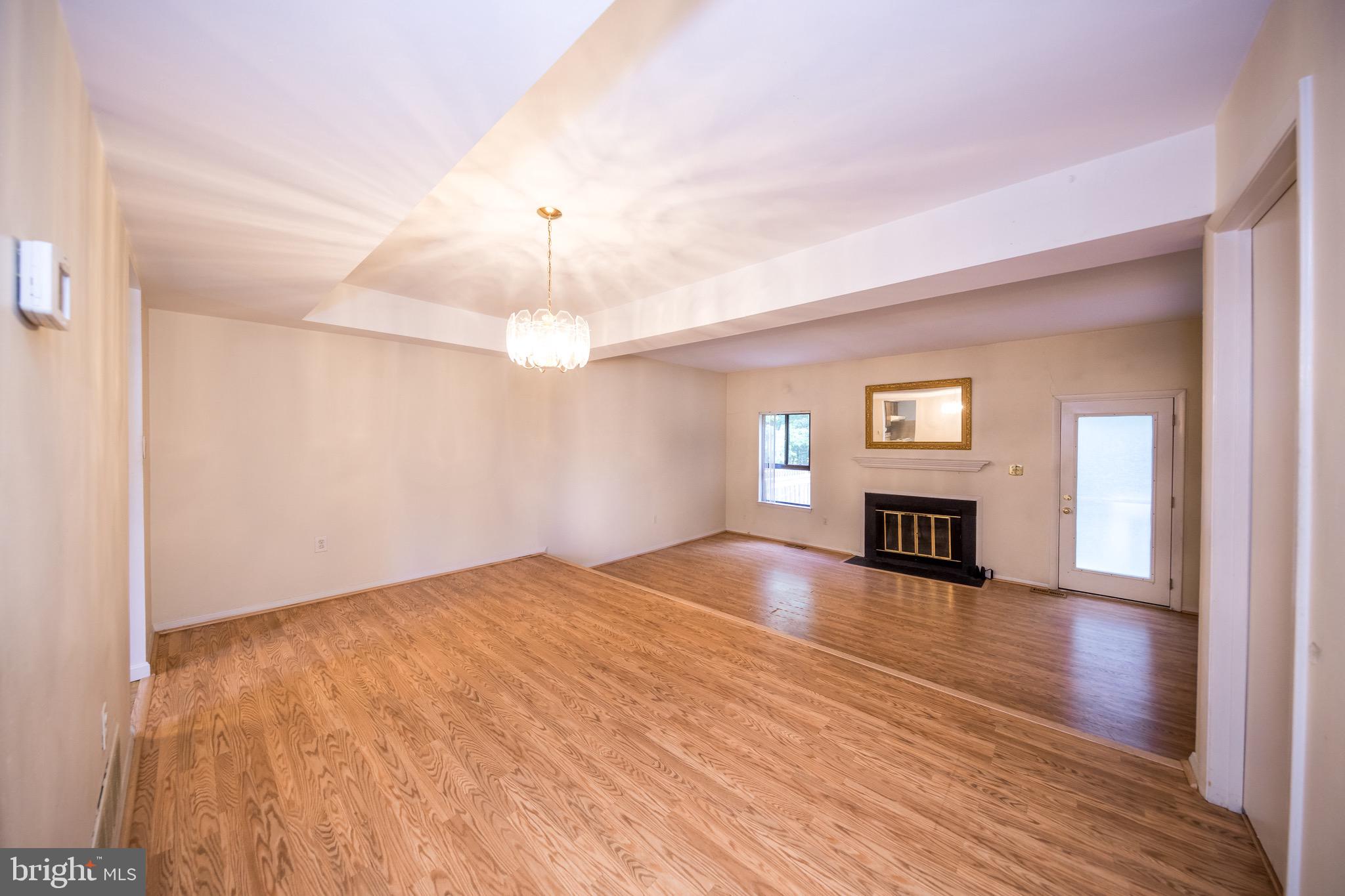 24 W ORANGE COURT