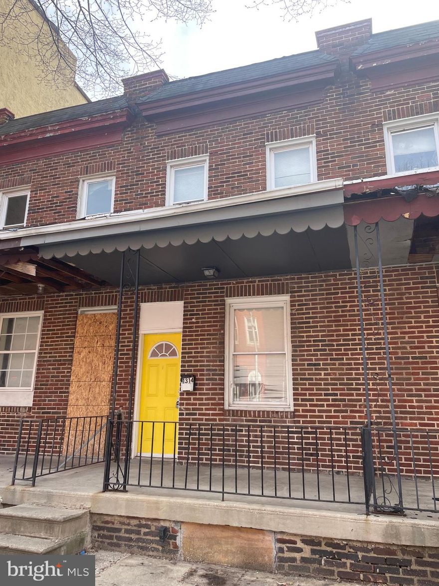 Great Investment Property!!!! A fantastic opportunity awaits you in the Upton district of Baltimore. This single-family rowhome, featuring three bedrooms and one bathroom, holds the potential to be transformed into a stunning residence. Spanning 1300 sqft, the property is conveniently located near Harlem Square Park and Perkins Spring Square Park. Rental prices for renovated properties in the area typically range from $1,300 to $1,500, ensuring a promising return on your investment. Consider the recent sales of renovated homes in the vicinity: 2916 Poplar Terrace sold for $222,000 and 583 Orchard St for $200,000. Property sold as-is including L&I. With opportunity knocking at your door, book your showing today!